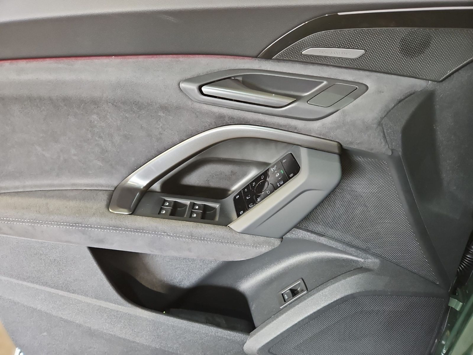SQ5 SUV TFSI #TECH-PRO+AHK+MMI-PRO+STHZG+AAS#