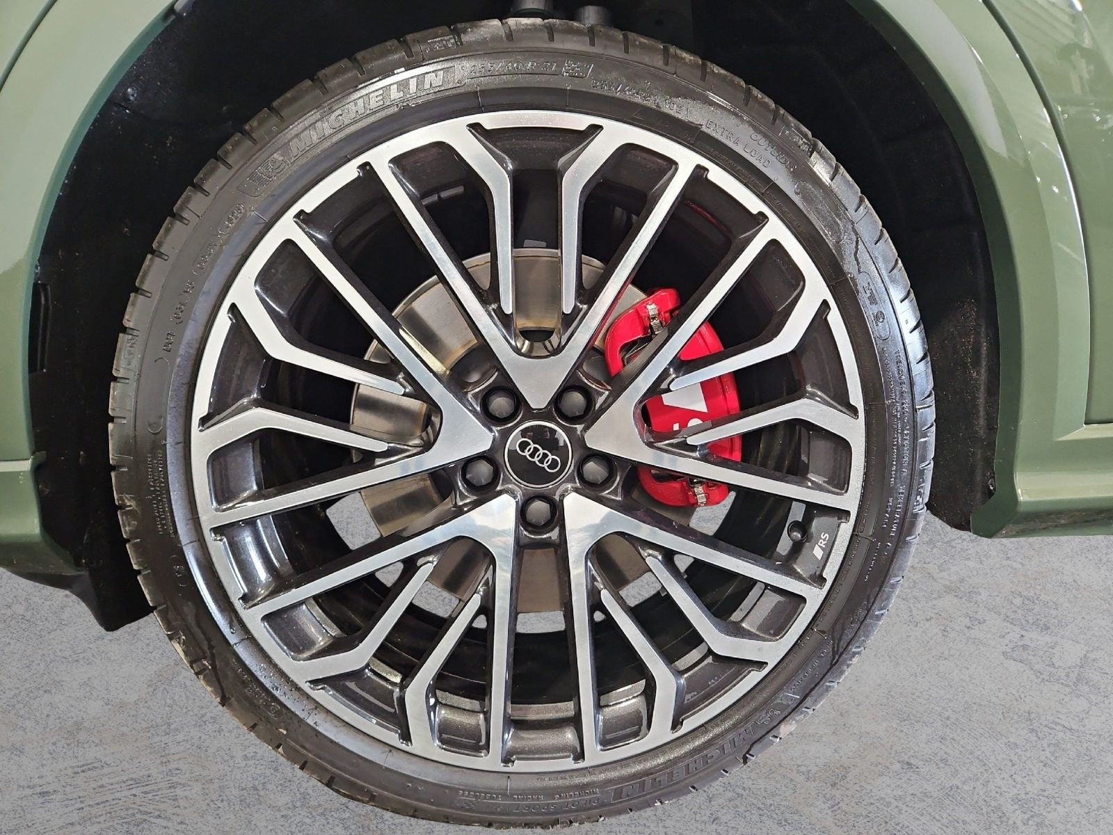 SQ5 SUV TFSI #TECH-PRO+AHK+MMI-PRO+STHZG+AAS#