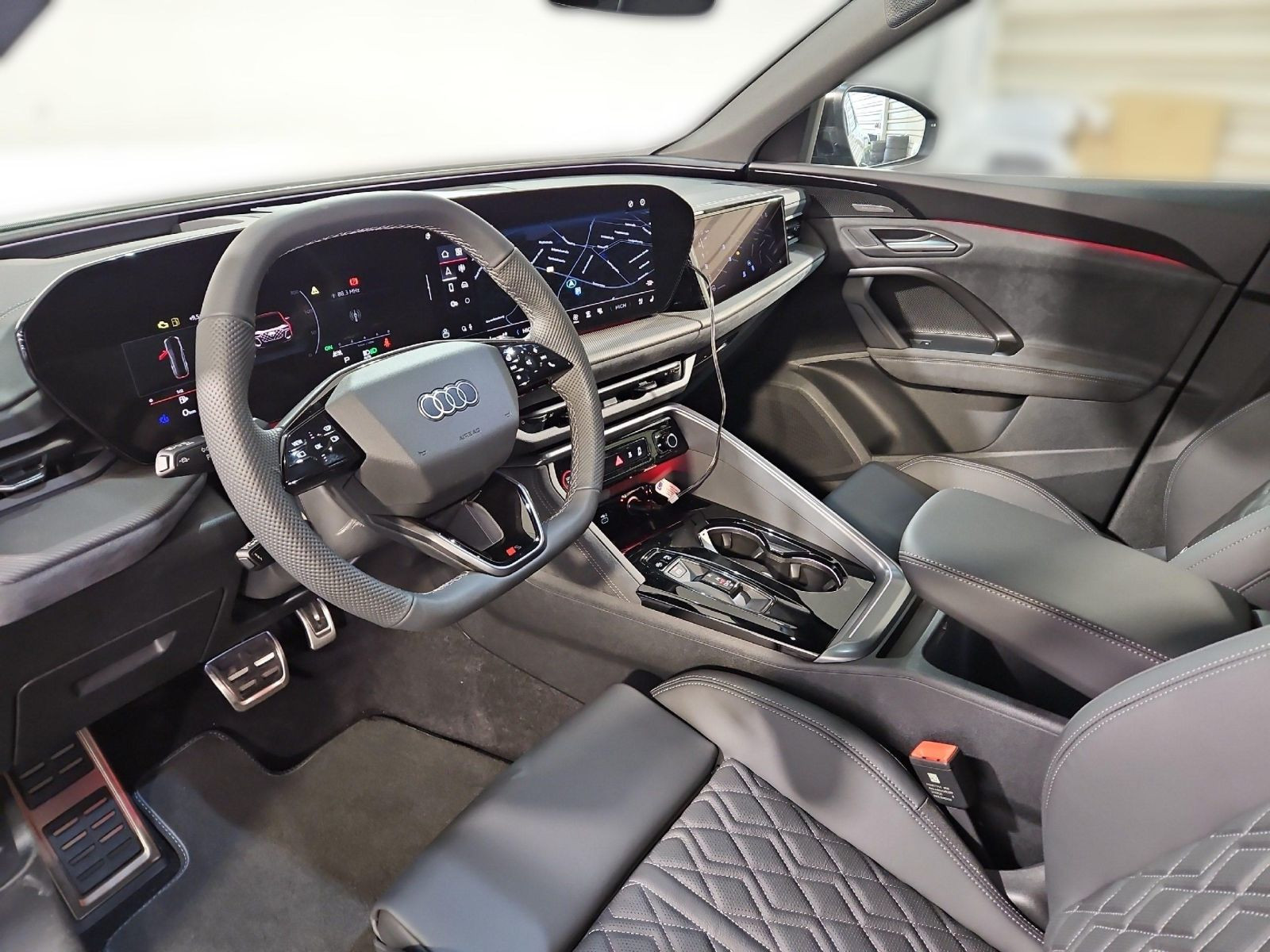 SQ5 SUV TFSI #TECH-PRO+AHK+MMI-PRO+STHZG+AAS#