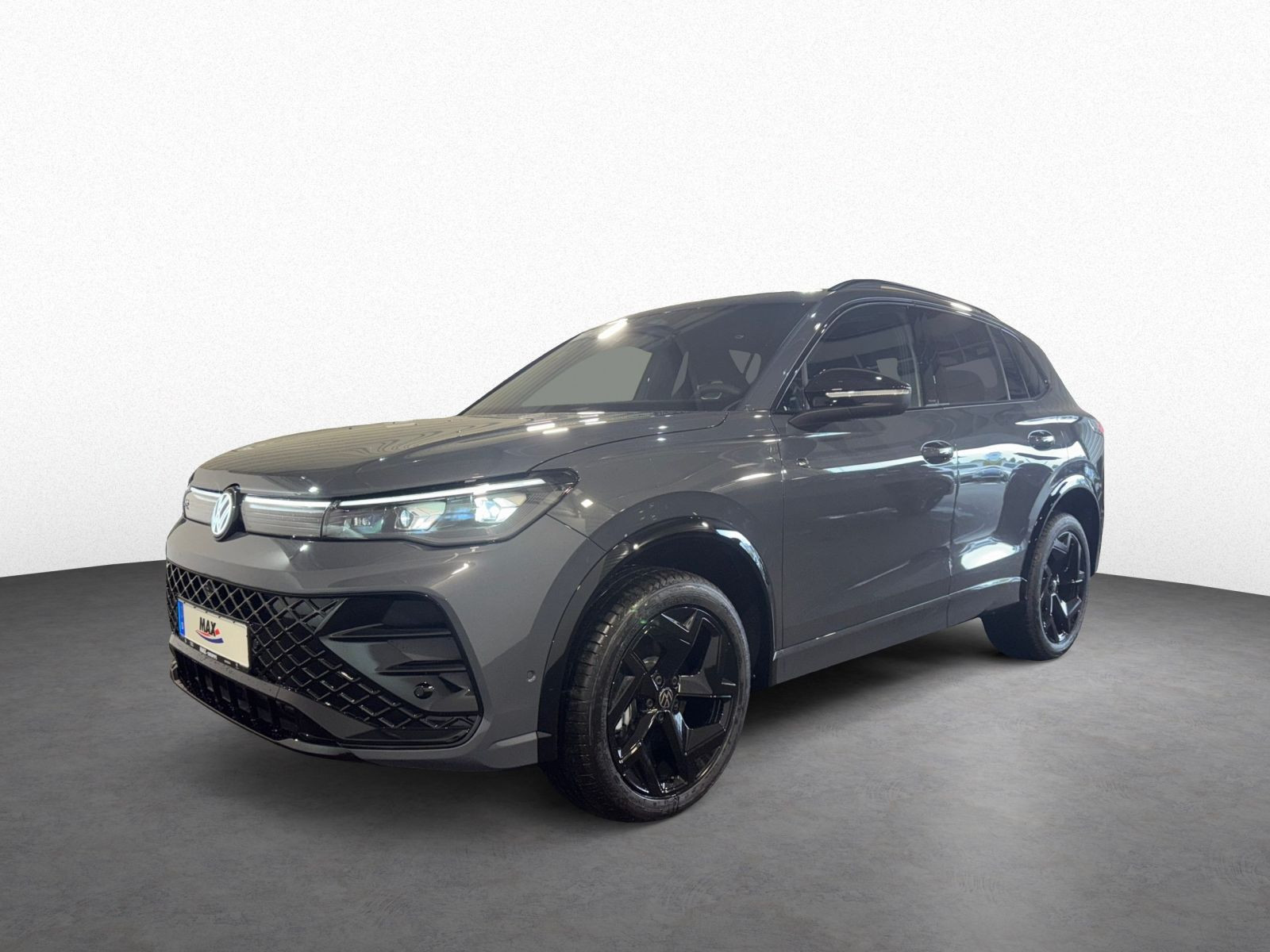 Tiguan R-Line 2.0 TDI 4M DSG PANO+AHK+NAVI+KAMERA+IQ-LIGHT