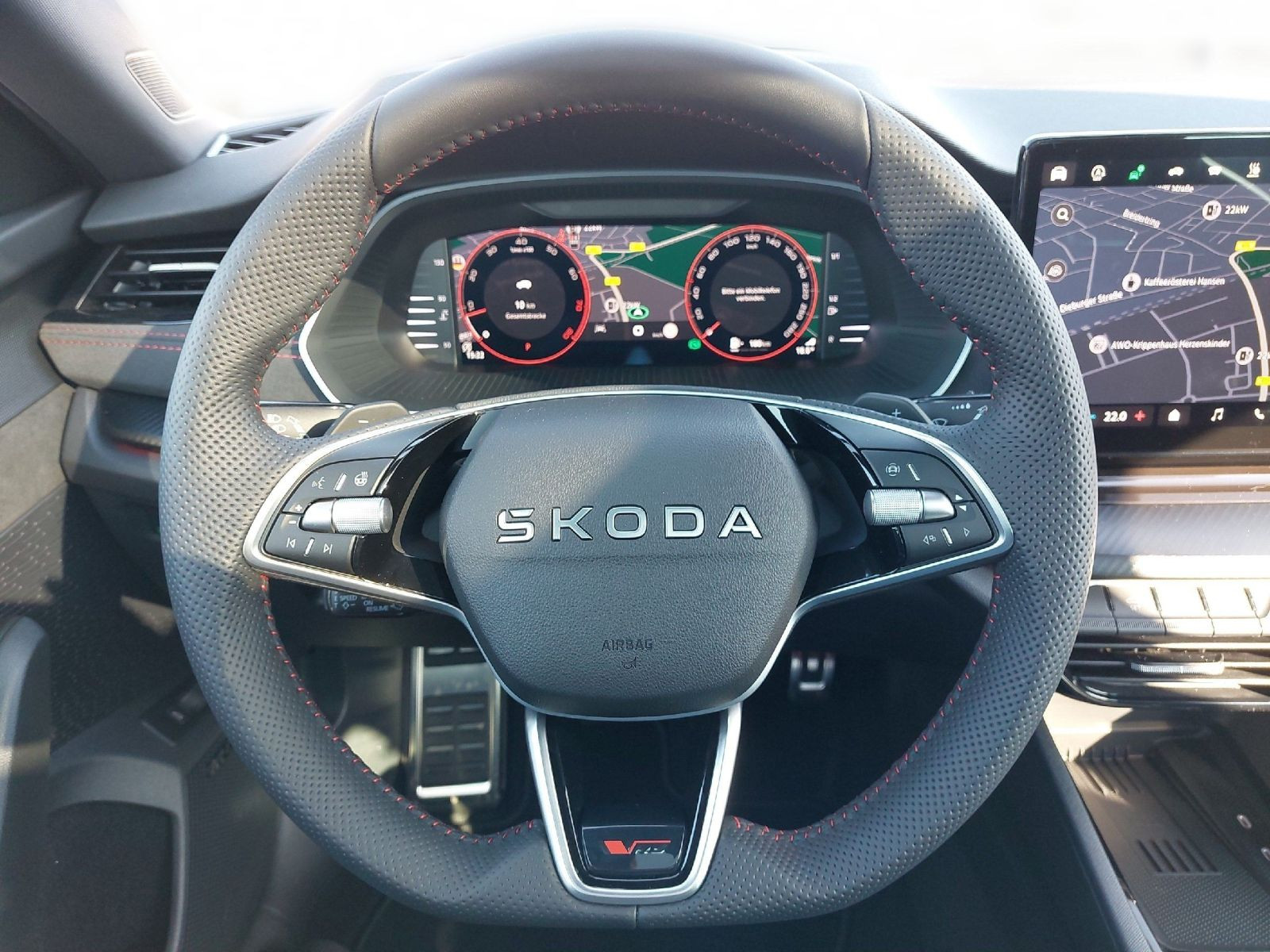 Octavia Combi RS 2.0TSI 195KW PANO*360°*LED*HUD
