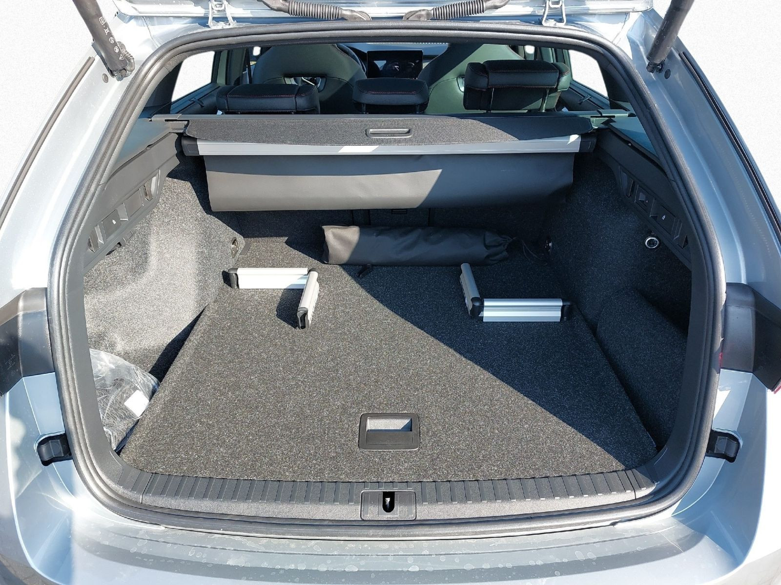 Octavia Combi RS 2.0TSI 195KW PANO*360°*LED*HUD
