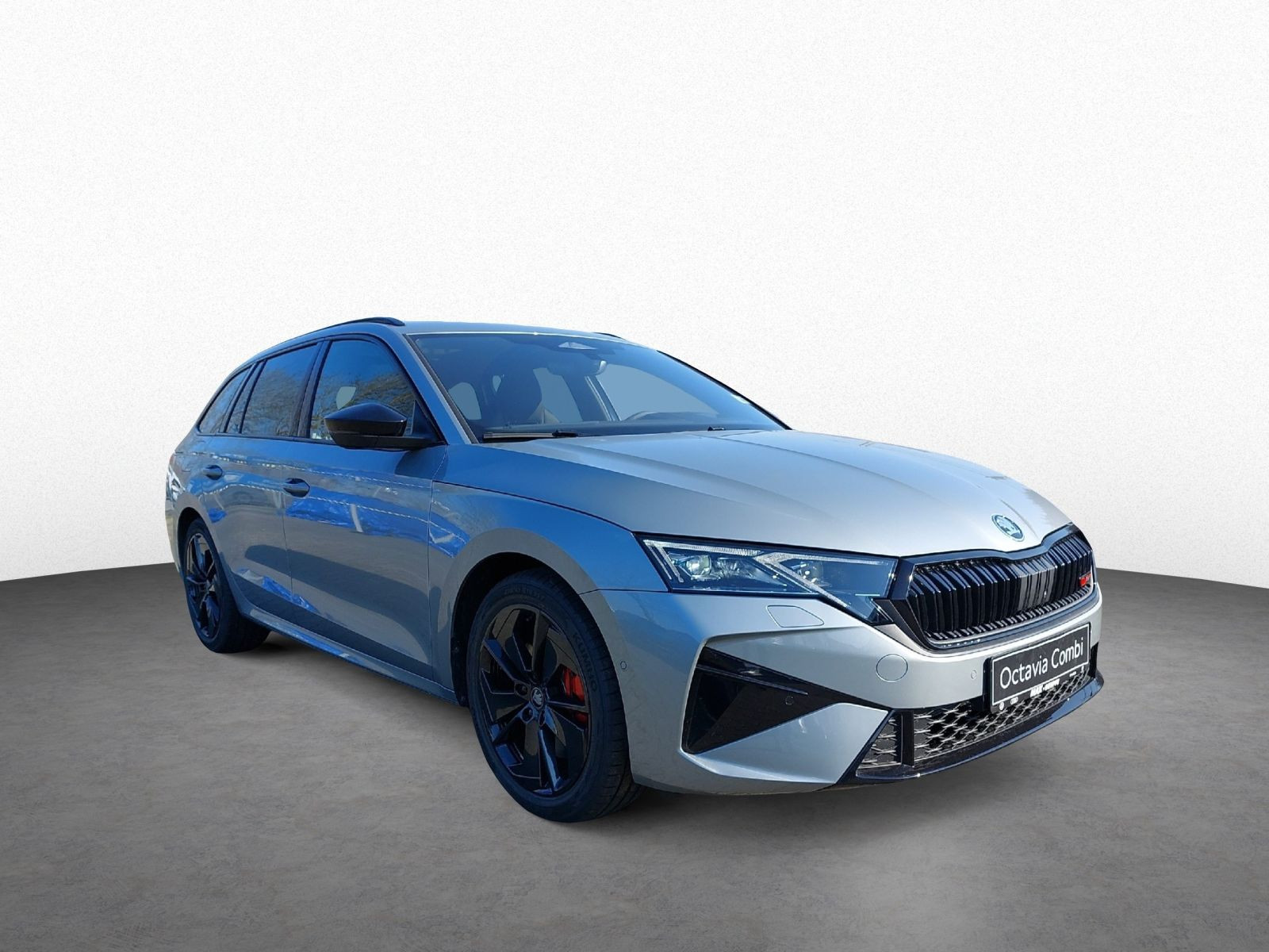 Octavia Combi RS 2.0TSI 195KW PANO*360°*LED*HUD