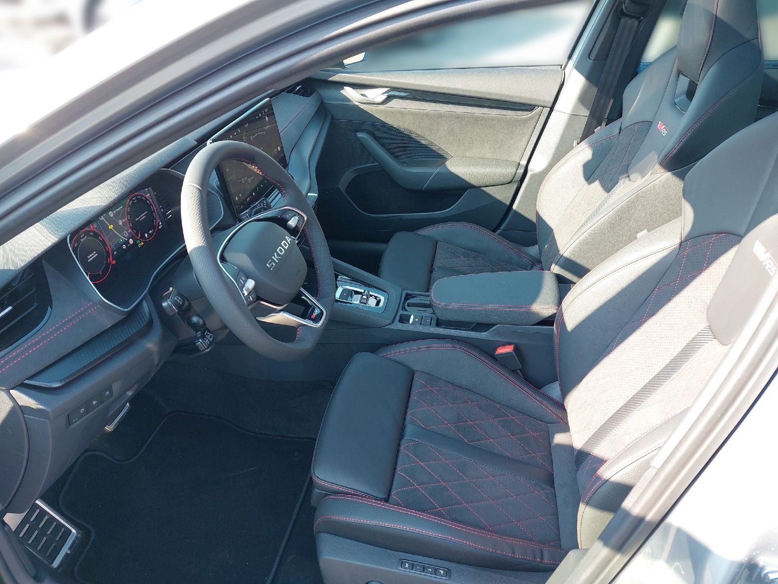 Octavia Combi RS 2.0TSI 195KW PANO*360°*LED*HUD