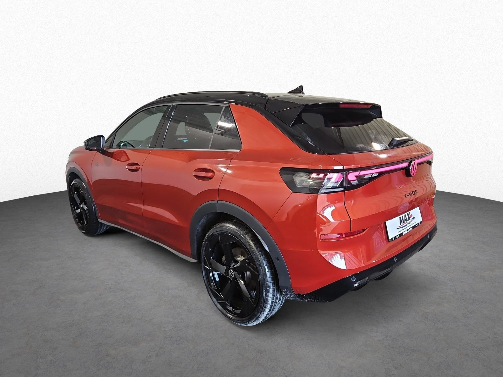 T-Roc R-Line 1.5 l eTSI DSG LEDER+PANO+AHK+HARMAN-KARDON