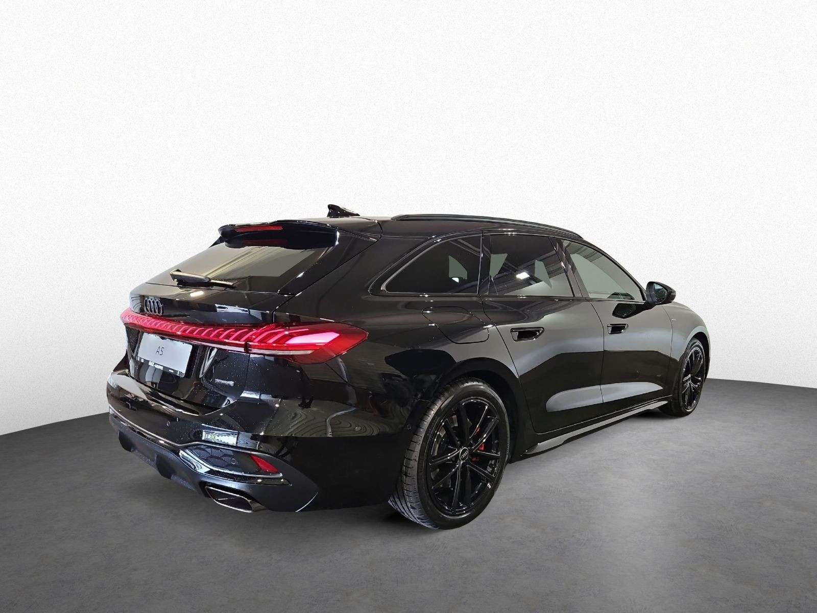 A5 Avant e-hybrid quattro +0,5% VeSt*B&O*AHK*TECH-PLUS*