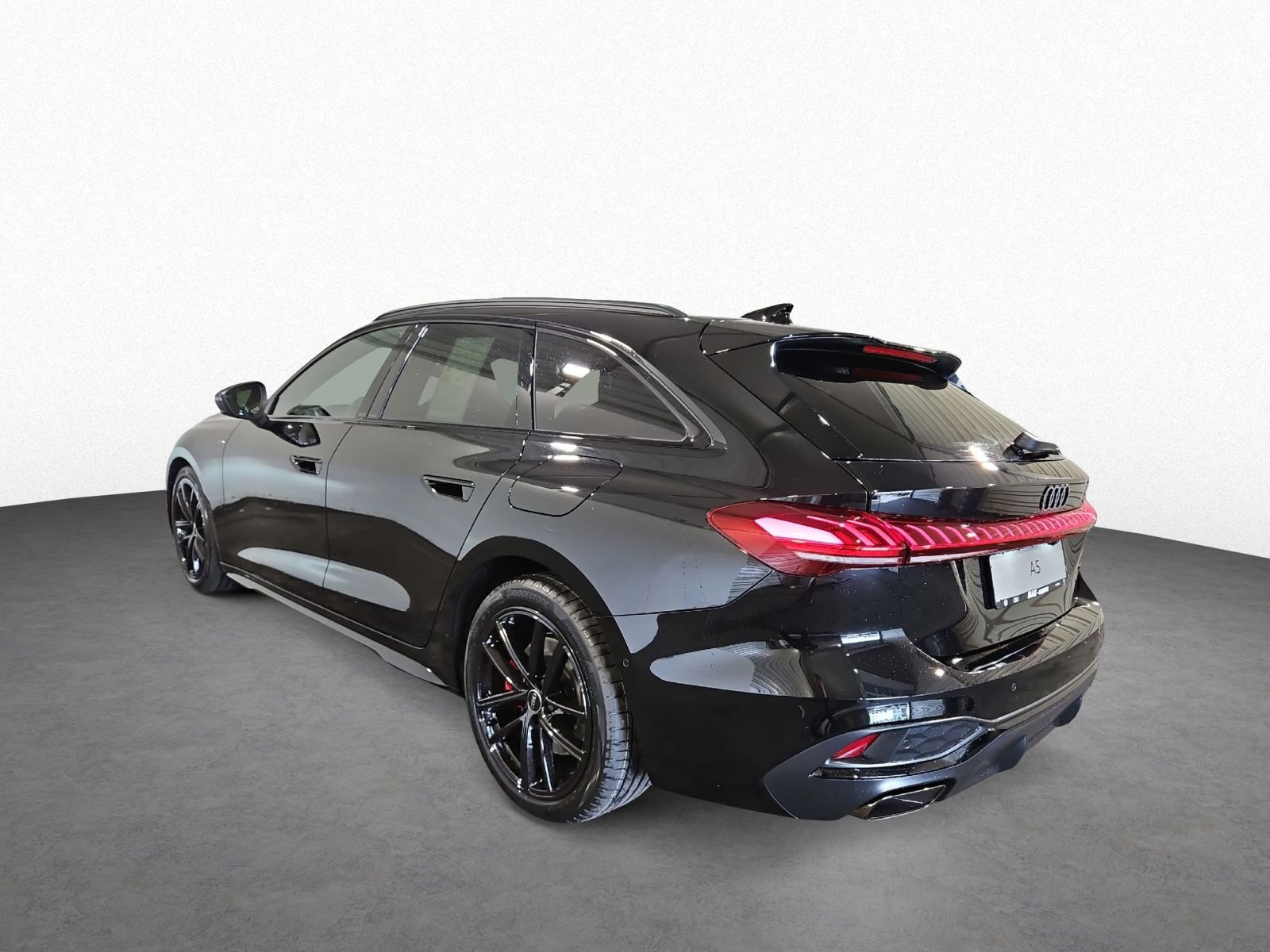 A5 Avant e-hybrid quattro +0,5% VeSt*B&O*AHK*TECH-PLUS*