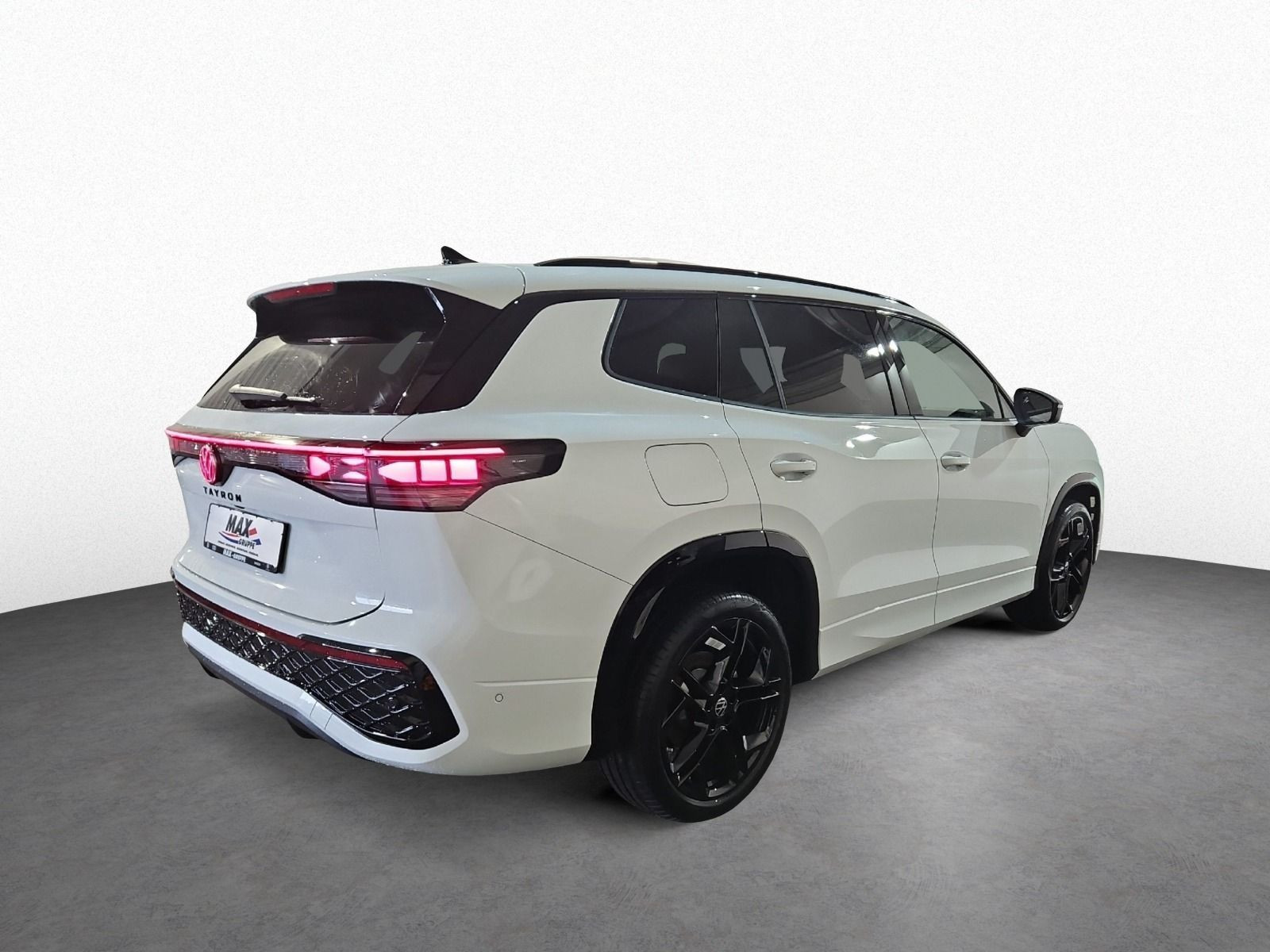 Tayron R-Line 2.0 TDI 4M DSG AHK+PANO+LEDER+HUD+STANDHZ