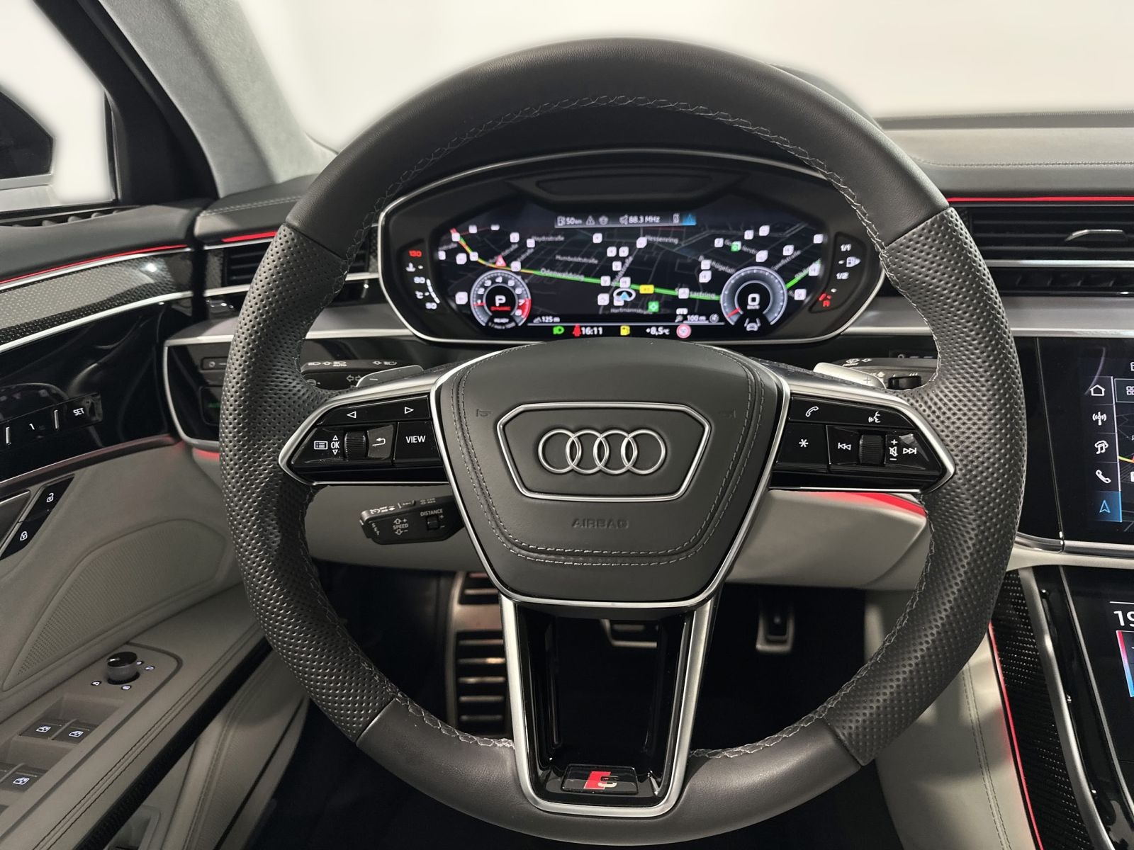 S8 TFSI HD-MATRIX+RAUTE+ALLRADLENKUNG+