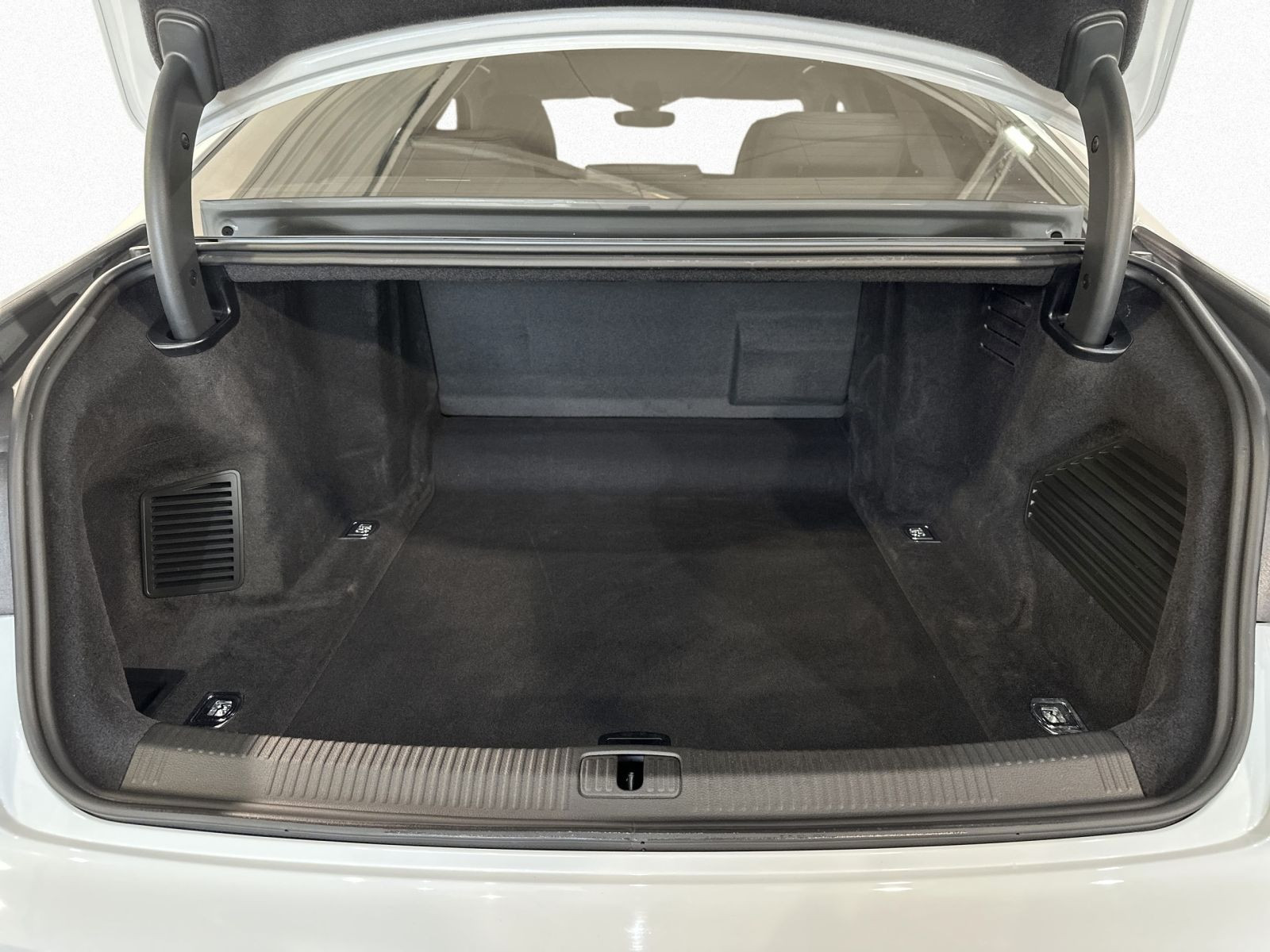 S8 TFSI HD-MATRIX+RAUTE+ALLRADLENKUNG+