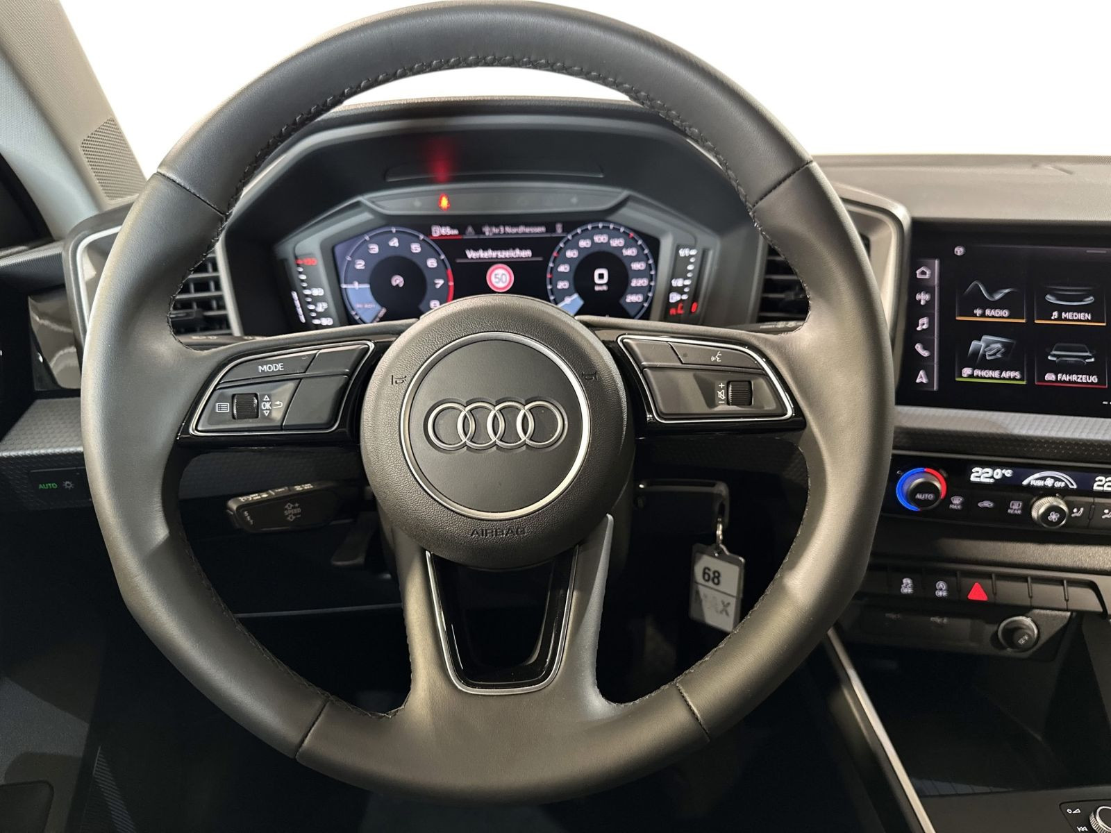 A1 Sportback 30 TFSI ADVANCED SMARTPHONE INTERFACE+DCP+PDC+DAB
