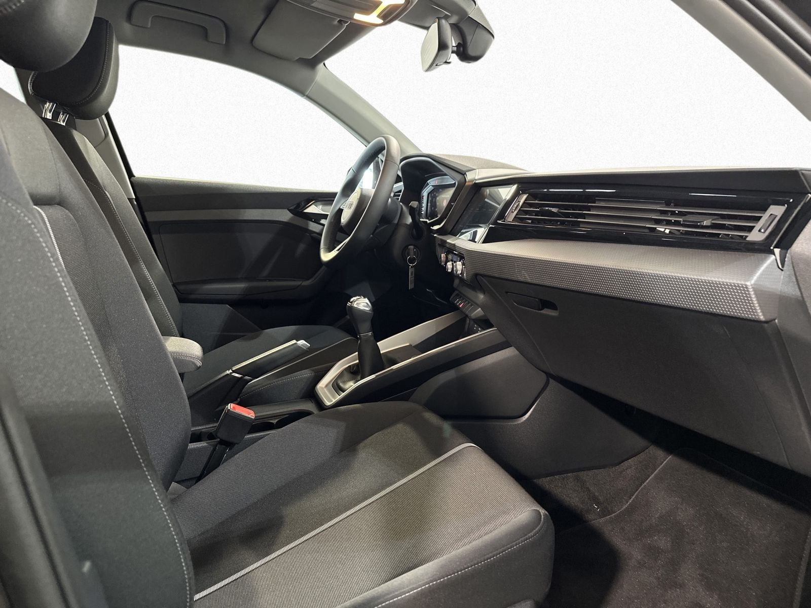 A1 Sportback 30 TFSI ADVANCED SMARTPHONE INTERFACE+DCP+PDC+DAB