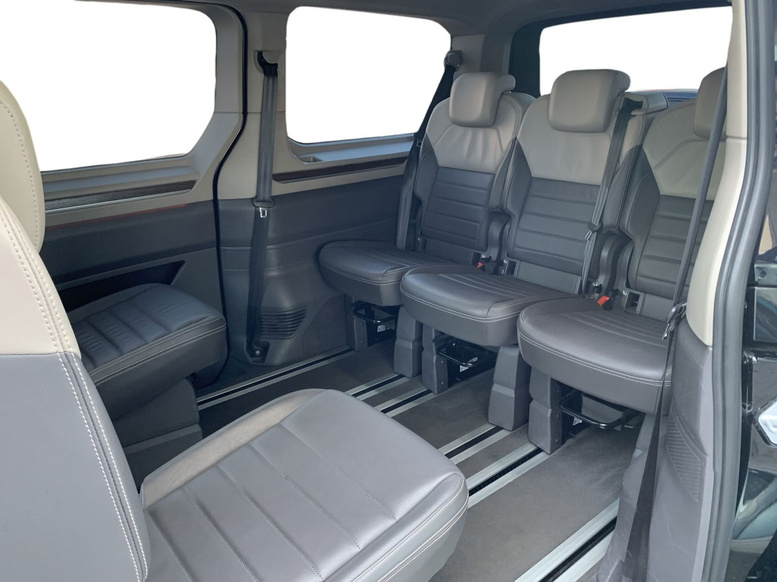 Multivan Style LÜ 2.0 TSI 150 kW DSG*Standh*Matrix*Leder*Kamera