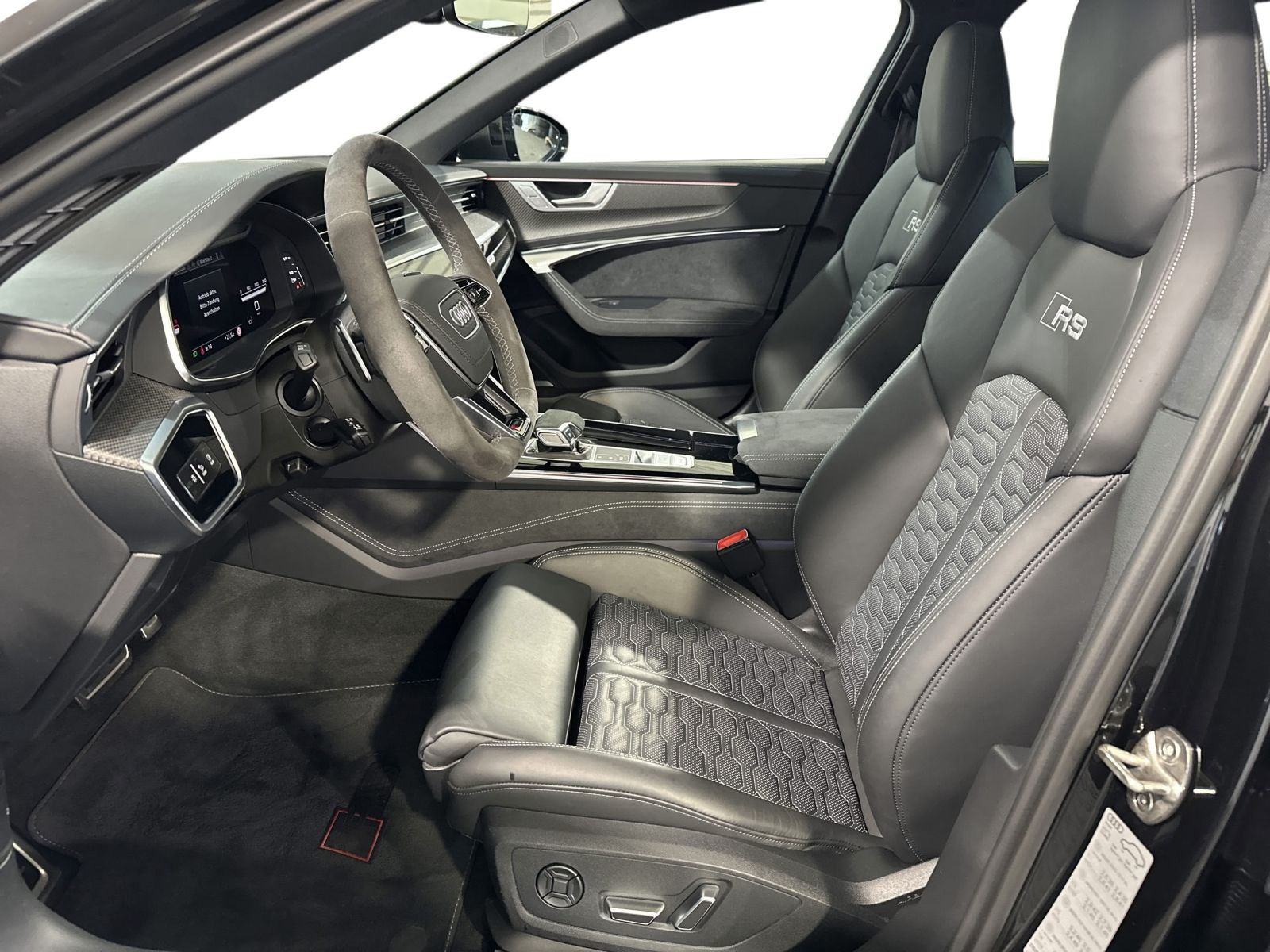 RS6 Avant PERFORMANCE 305KM/H+PANO+KERAMIK+AHK+