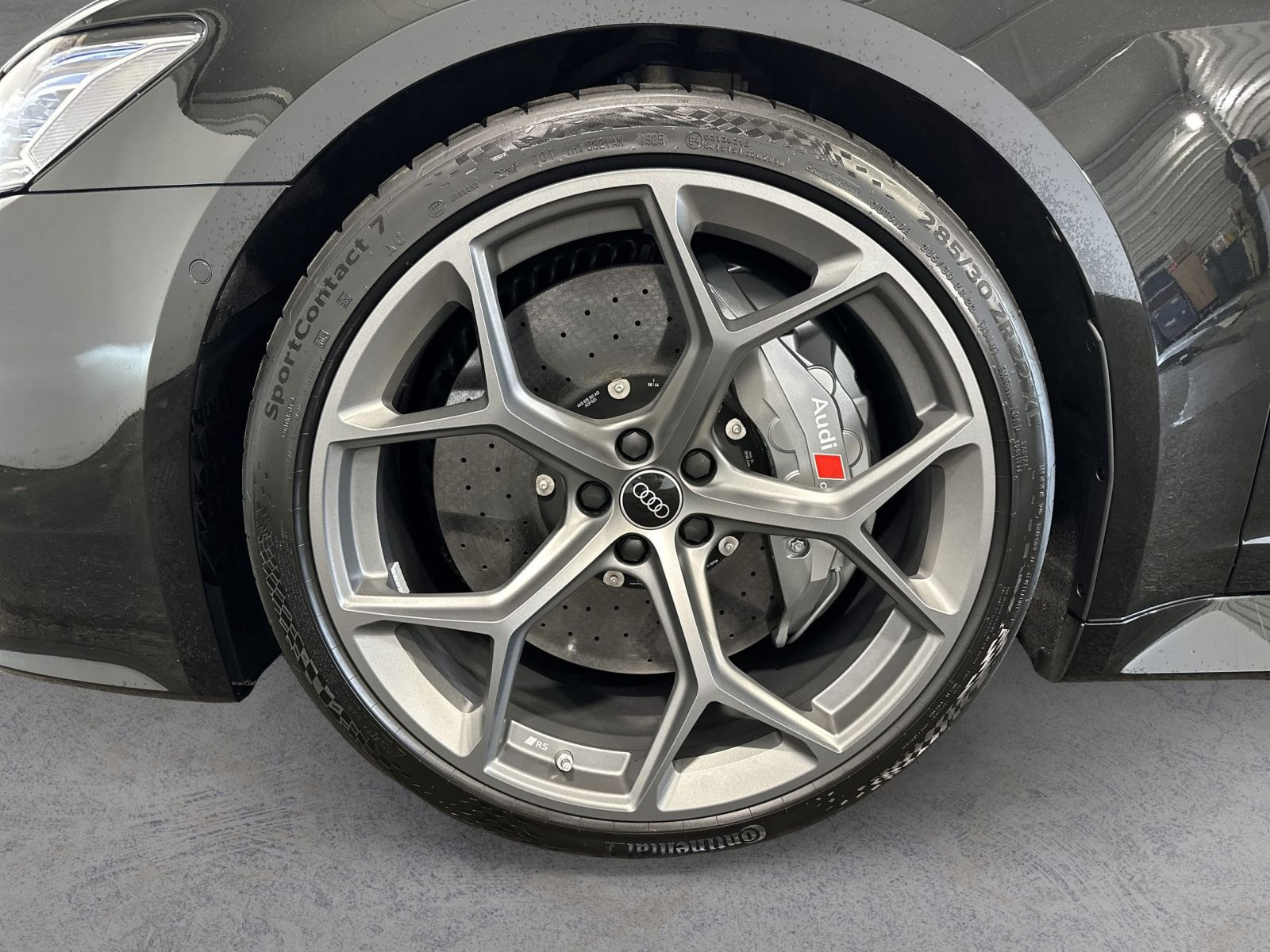 RS6 Avant PERFORMANCE 305KM/H+PANO+KERAMIK+AHK+