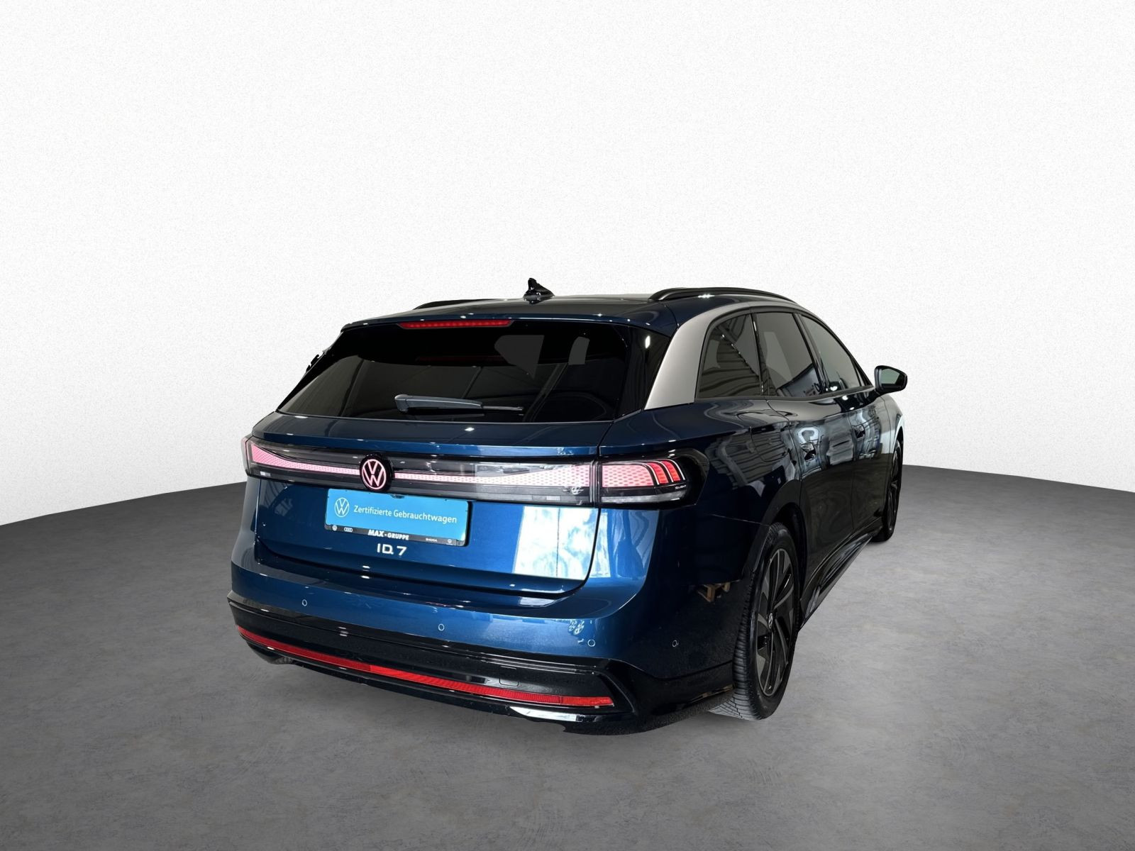 ID.7 Tourer Pro MATRIX LED+AUGM HUD+KAM+AHK+ACC+
