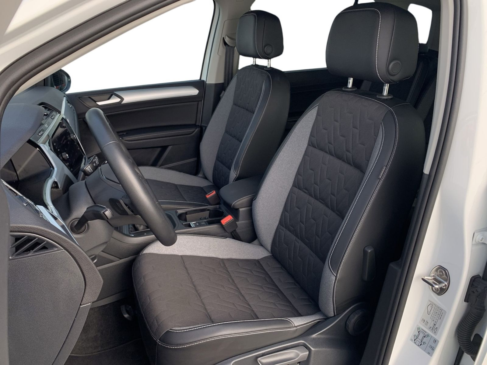 Touran 2.0 TDI COMFORTLINE ENERGY DSG IQ LIGHT+KAMERA+AHK