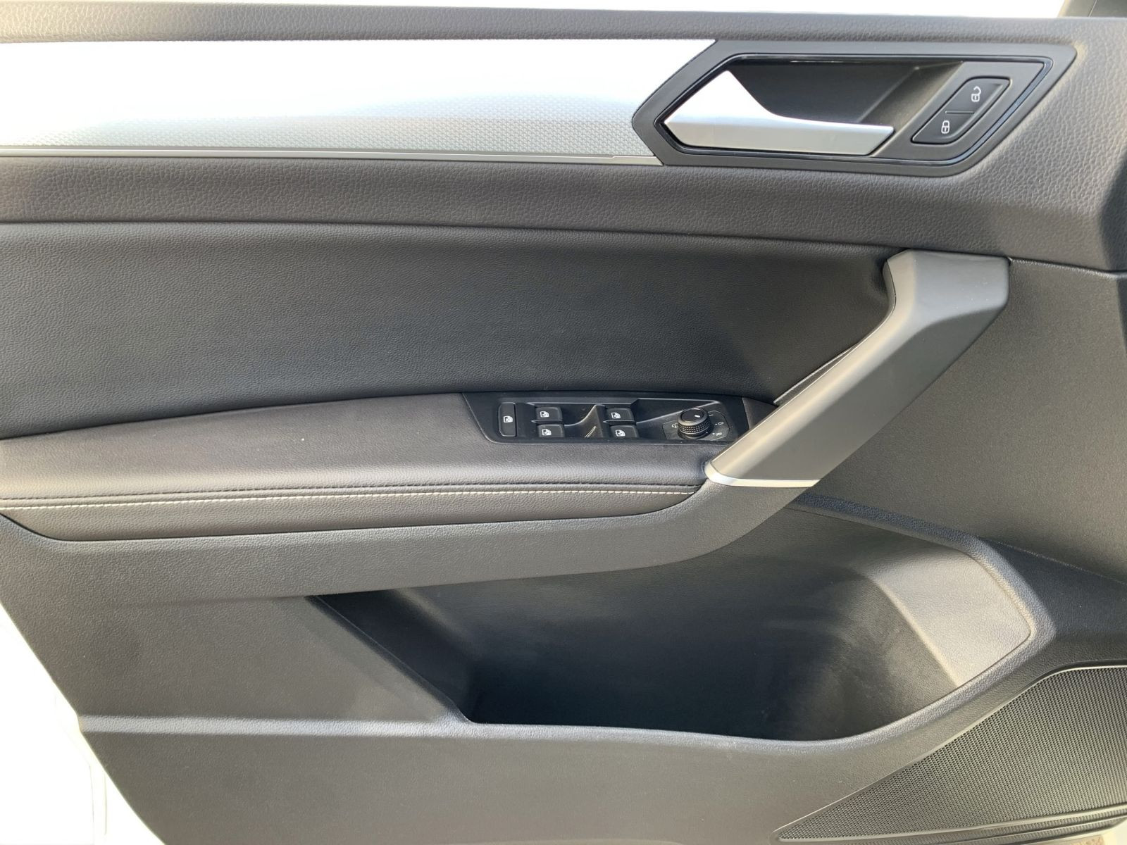 Touran 2.0 TDI COMFORTLINE ENERGY DSG IQ LIGHT+KAMERA+AHK