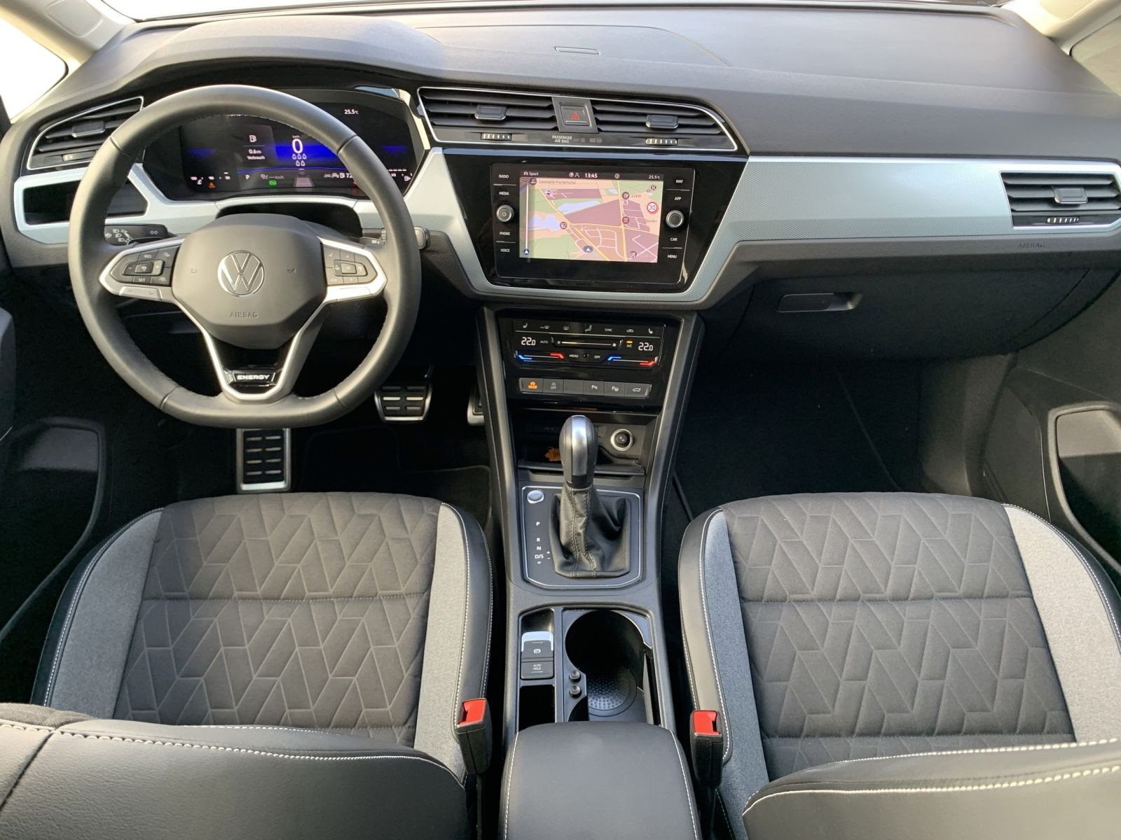 Touran 2.0 TDI COMFORTLINE ENERGY DSG IQ LIGHT+KAMERA+AHK