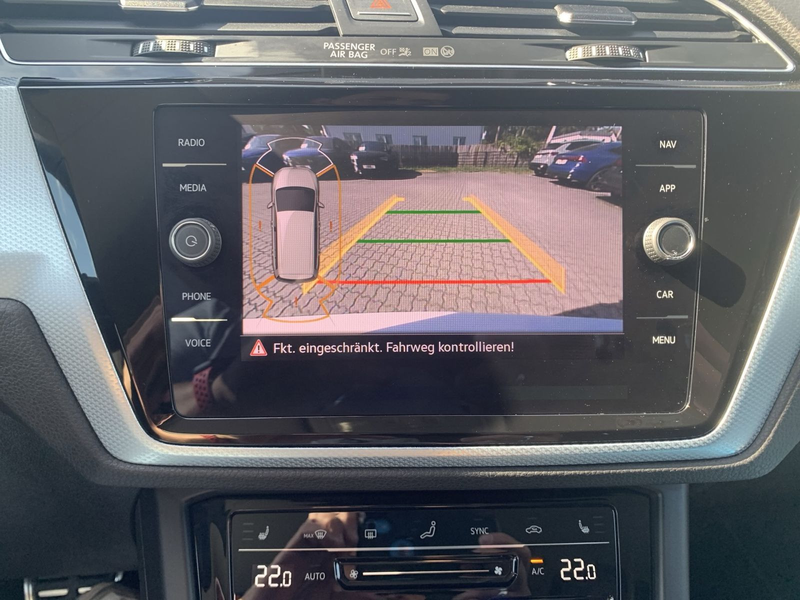 Touran 2.0 TDI COMFORTLINE ENERGY DSG IQ LIGHT+KAMERA+AHK