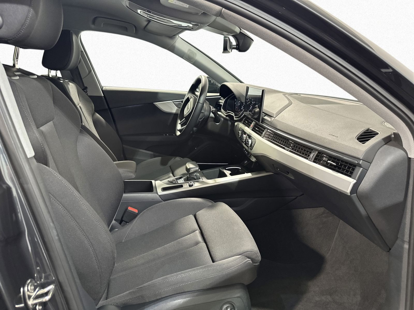 A4 Avant 35 TDI ADVANCED LED+AHK+MMI NAVI+B&O+LM