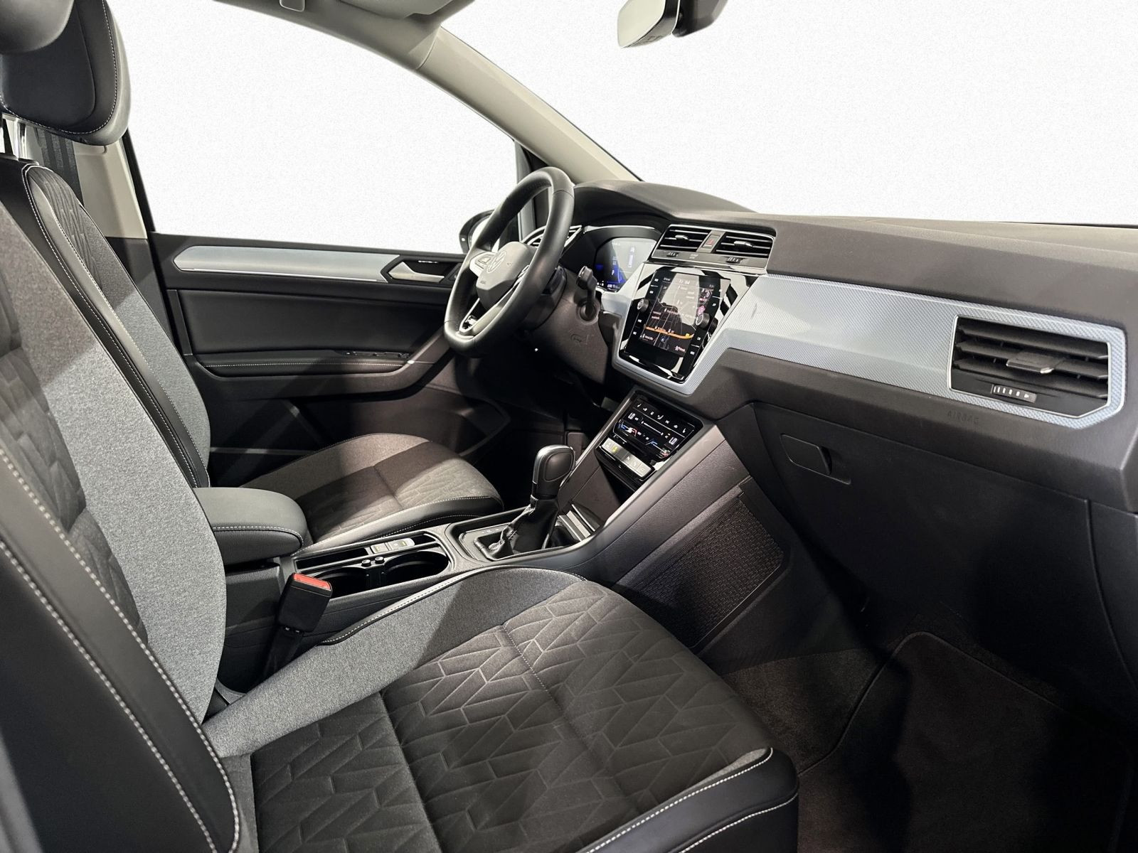 Touran 2.0 TDI DSG ENERGY 7-SITZE IQ.LIGHT+AHK+DCP