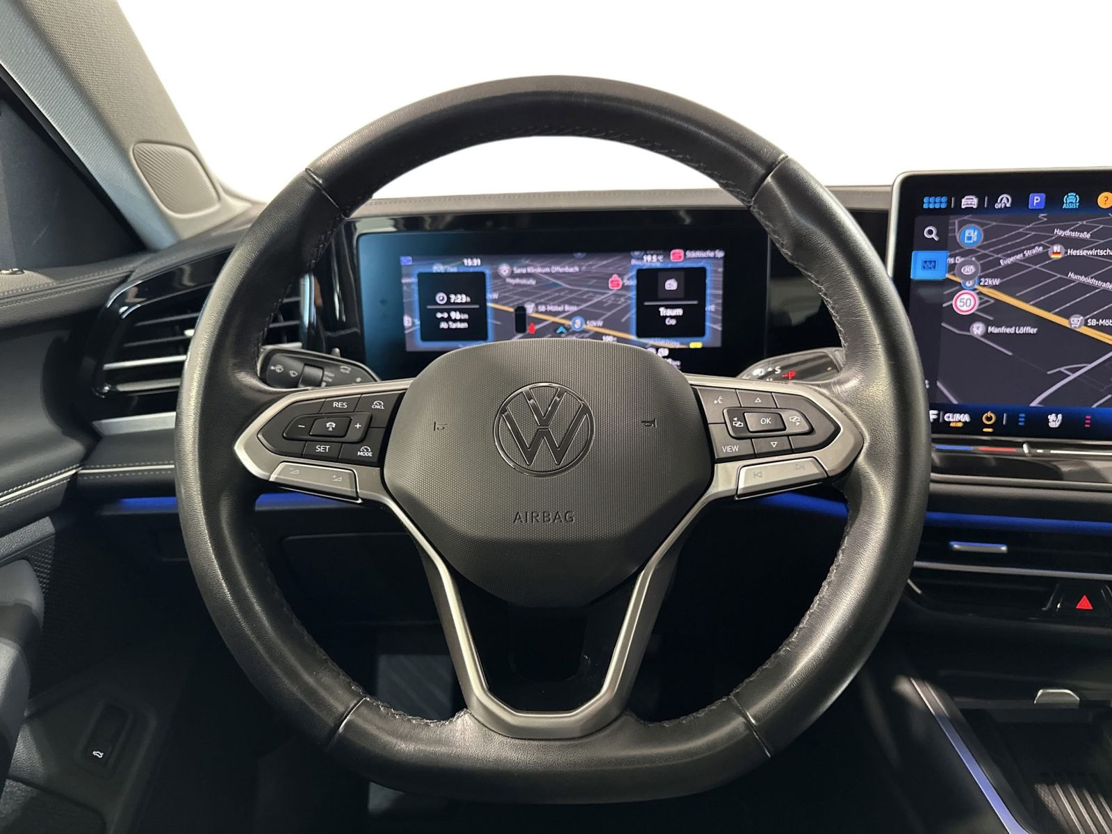 Passat Variant 2.0 TDI BUSINESS 360°+AHK+ACC+LED+NAVI