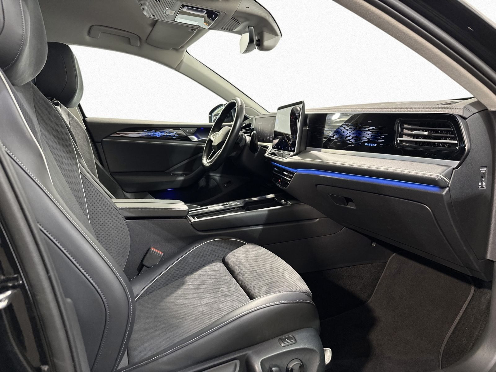 Passat Variant 2.0 TDI BUSINESS 360°+AHK+ACC+LED+NAVI