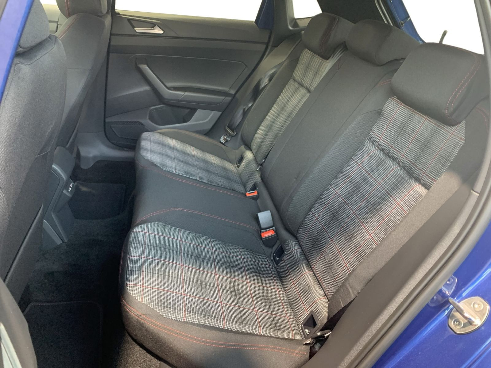 Polo GTI 2.0 TSI DSG IQ.LIGHT+KAMERA+APP+ACC+DCP