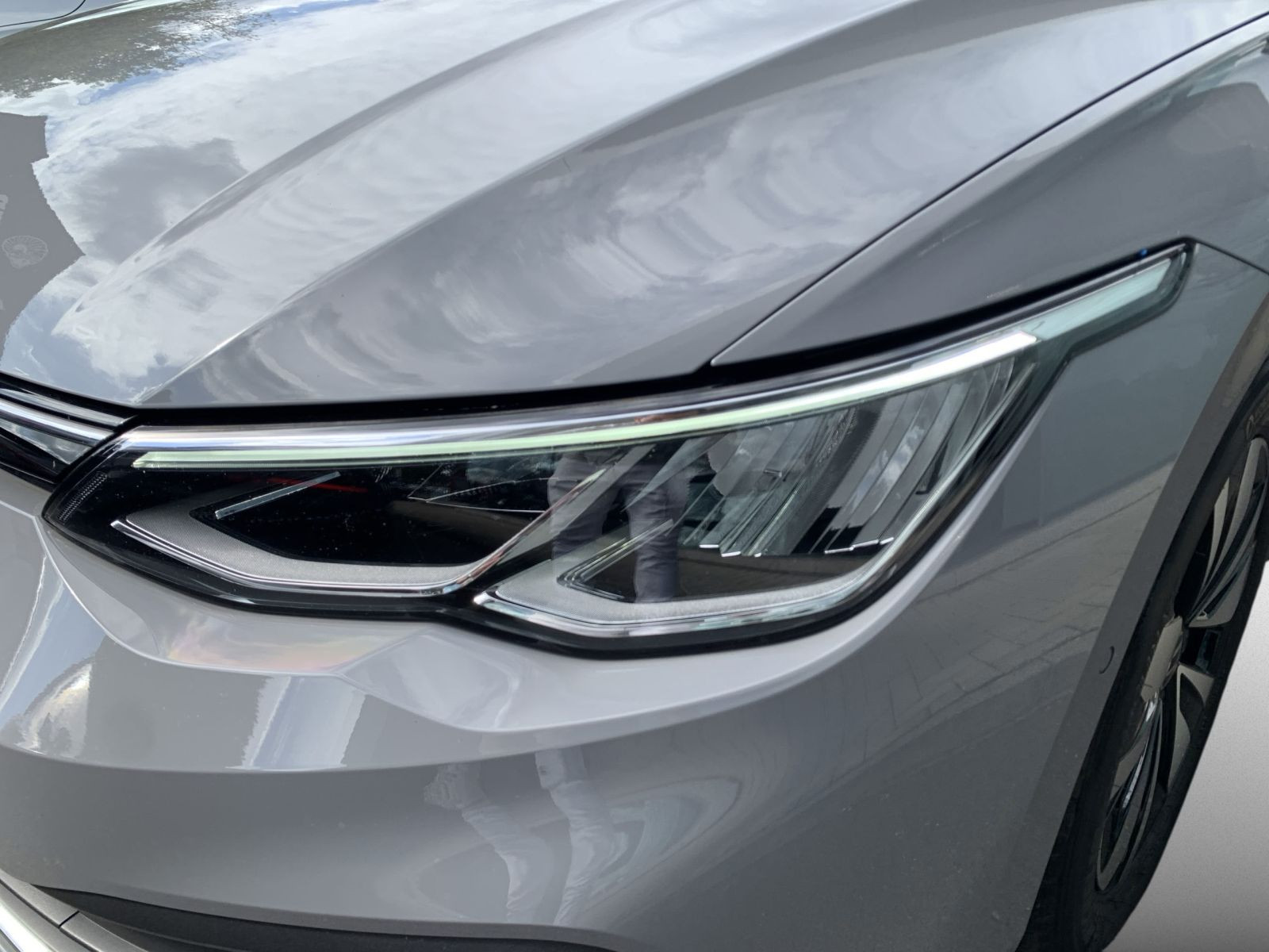Golf VIII MOVE 1.0 TSI +LED+APP+DCP+KAMERA+NAVI+