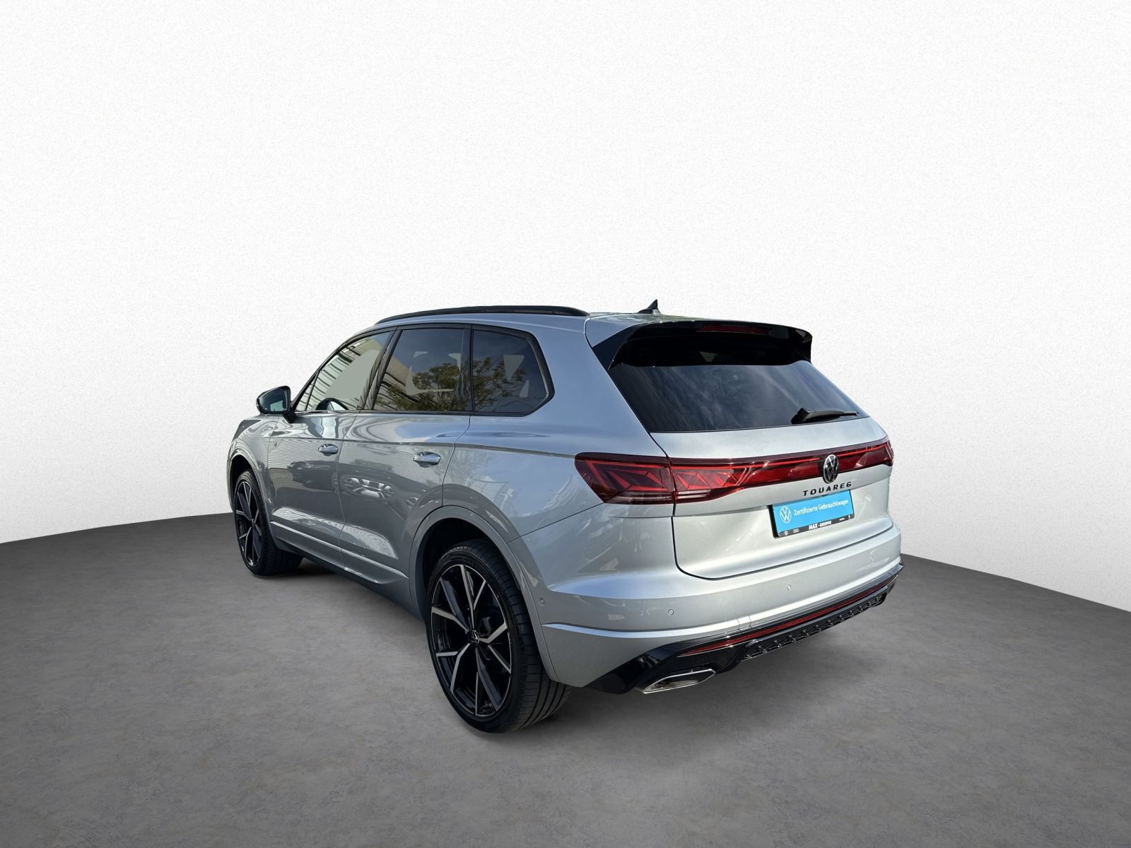 Touareg 3.0 TDI DSG 4M R LINE IQ.LIGHT+AHK+PANO+