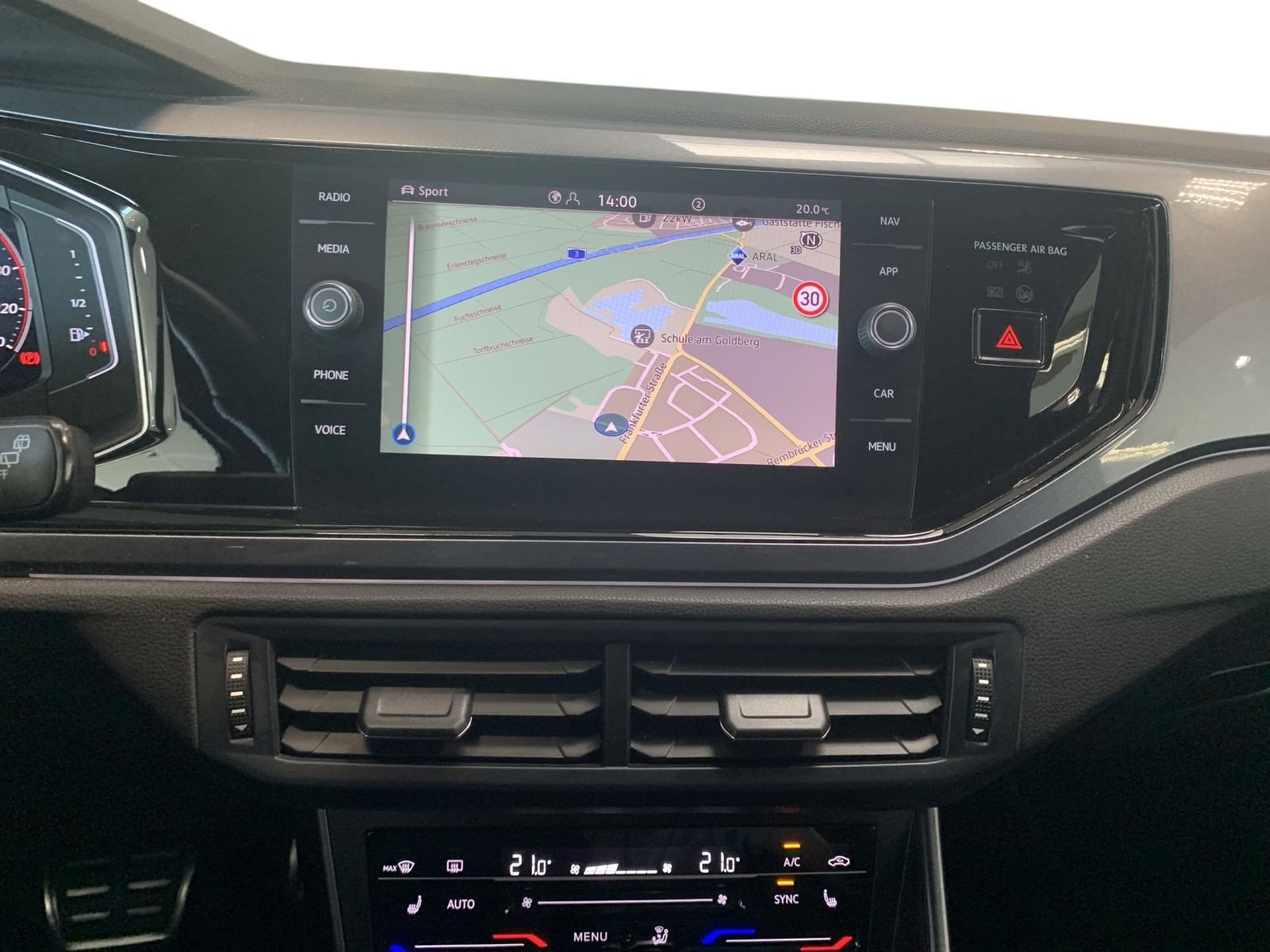 Polo GTI 2.0 TSI DSG IQ.LIGHT+KAMERA+DCP+APP+NAV
