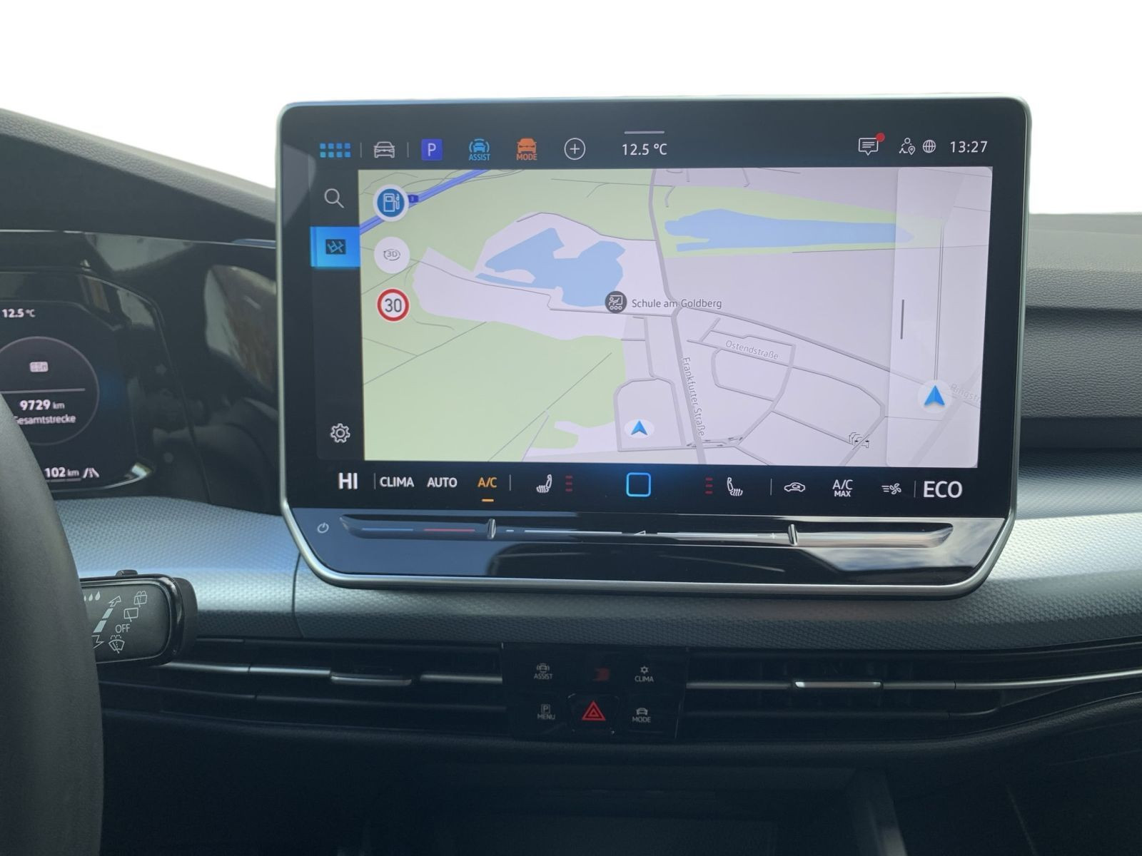 Golf VIII 1.5 eHybrid DSG ENERGY LED+AHK+HUD+DCP