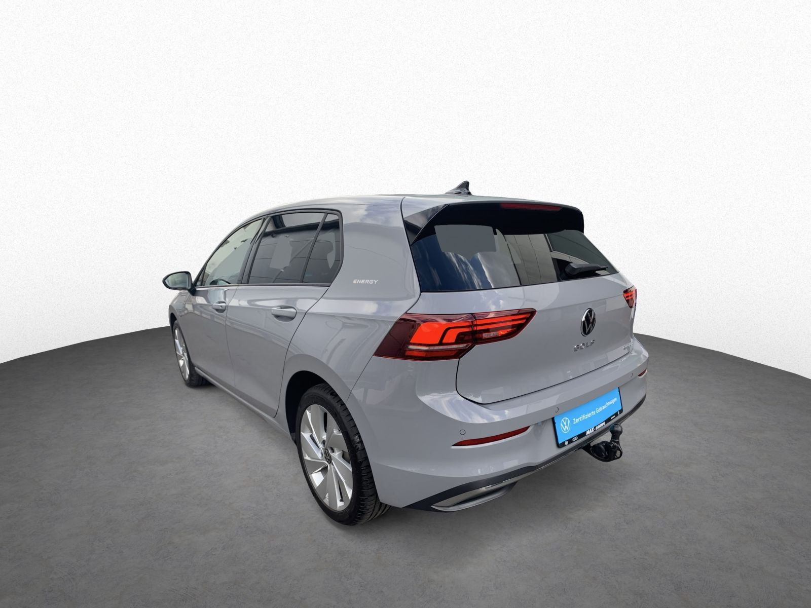 Golf VIII 1.5 eHybrid DSG ENERGY LED+AHK+HUD+DCP