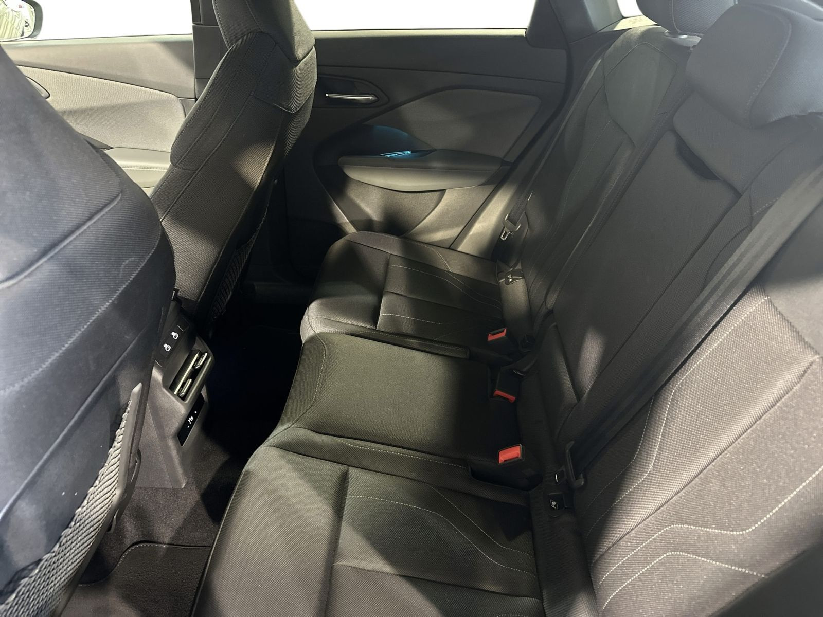 Q3 Sportback 2.0 TDI S LINE LED+AHK+HUD+SONOS+LM