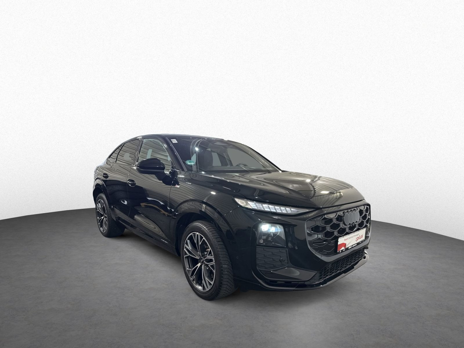 Q3 Sportback 2.0 TDI S LINE LED+AHK+HUD+SONOS+LM