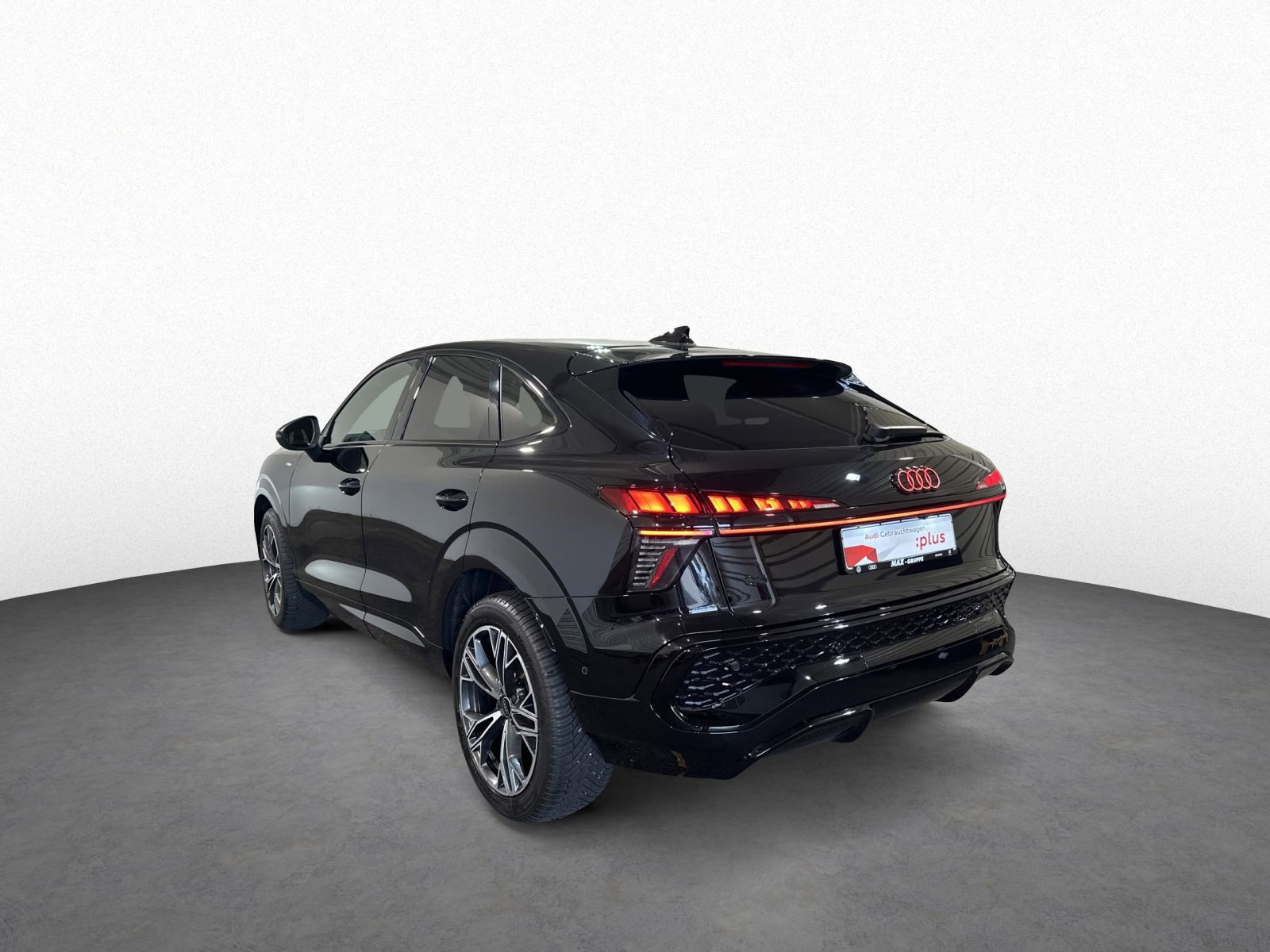 Q3 Sportback 2.0 TDI S LINE LED+AHK+HUD+SONOS+LM