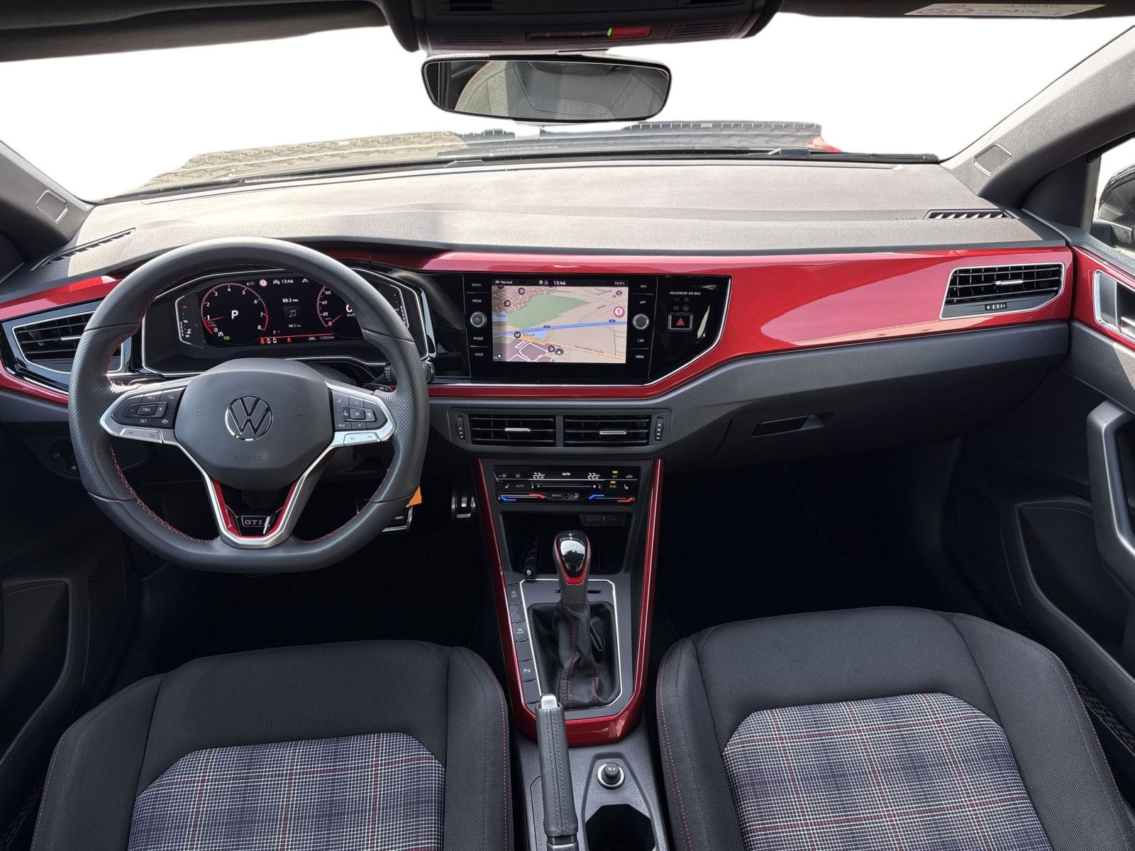 Polo GTI 2.0 TSI DSG IQ.LIGHT+KAMERA+DCP+APP+ALU