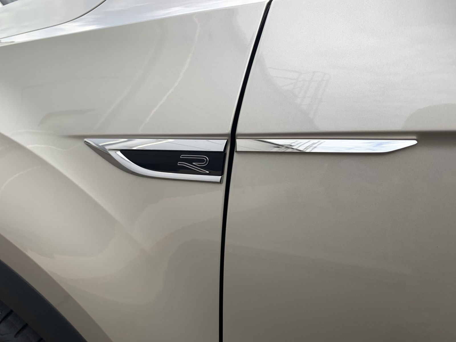 T-Roc Cabriolet 1.5 TSI DSG R LINE IQ.LIGHT+AHK+