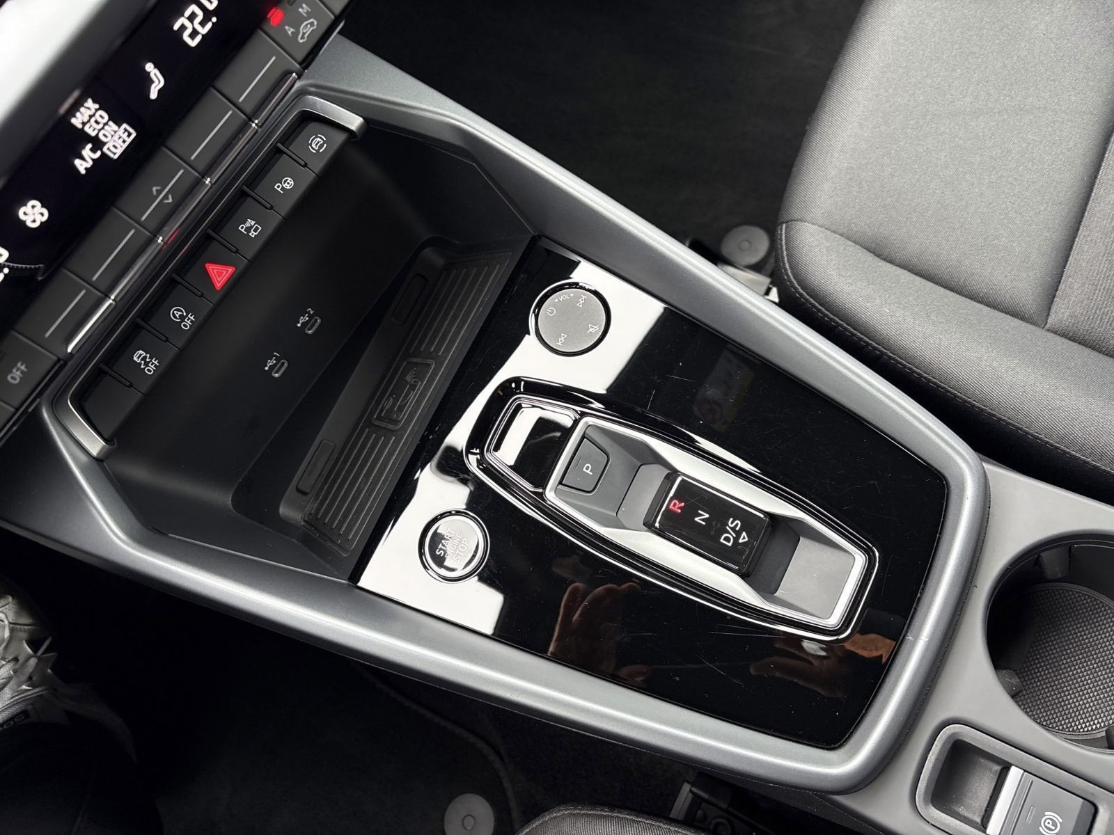 A3 Sportback TFSI ADVANCED LED+SONOS+HUD+VCP+NAV