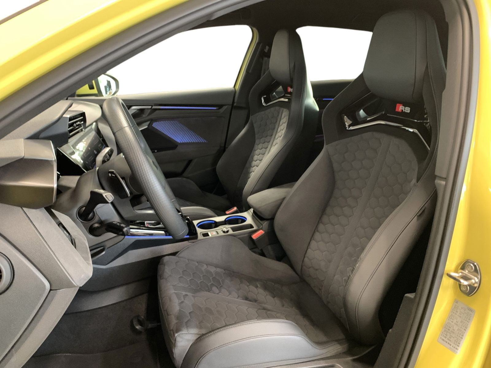 RS3 Sportback SCHALENSITZE 280KM/H +HUD+SONOS+MATRIX+SAGA