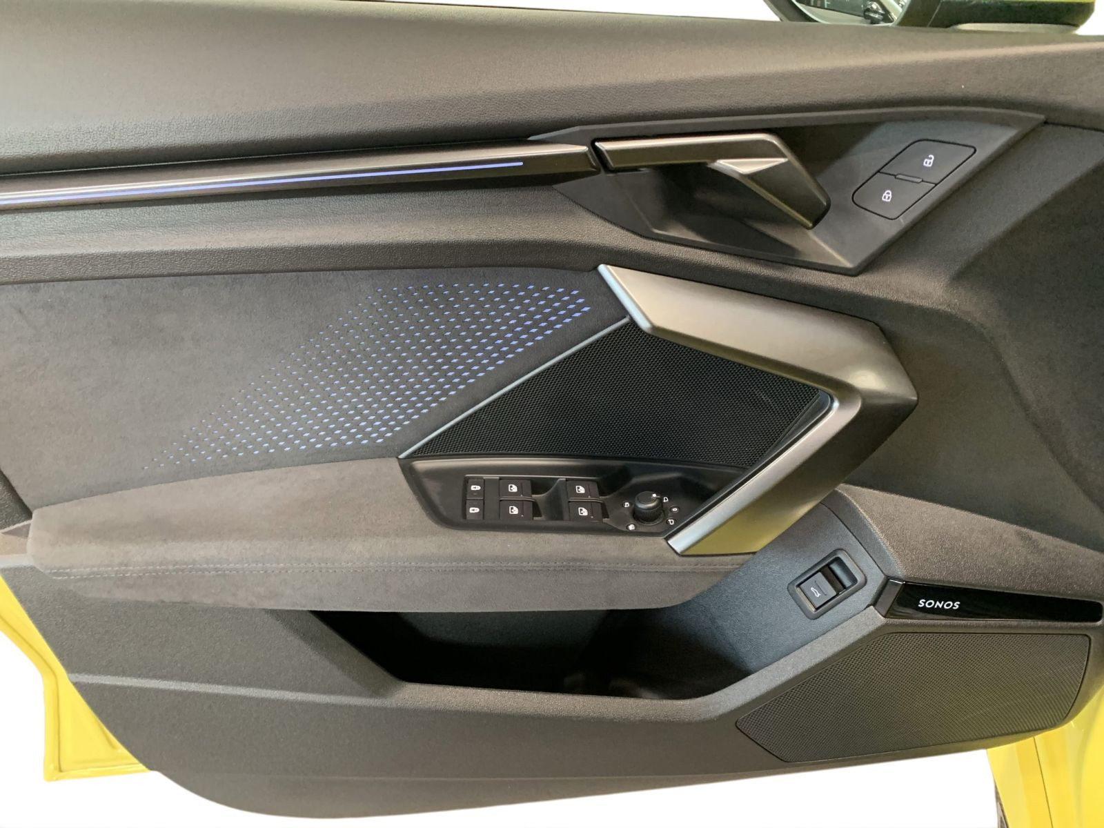 RS3 Sportback SCHALENSITZE 280KM/H +HUD+SONOS+MATRIX+SAGA