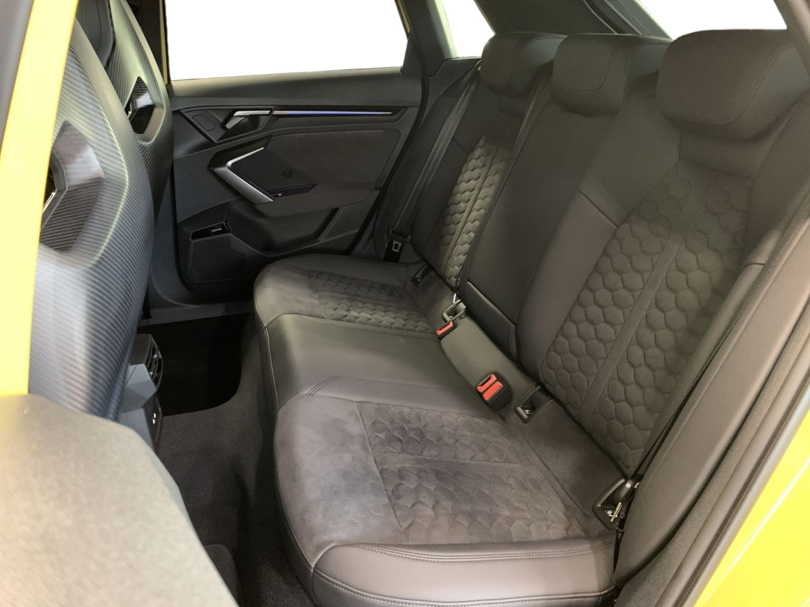 RS3 Sportback SCHALENSITZE 280KM/H +HUD+SONOS+MATRIX+SAGA