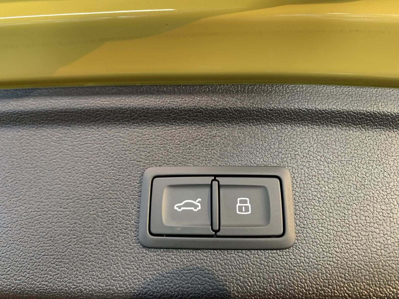 RS3 Sportback SCHALENSITZE 280KM/H +HUD+SONOS+MATRIX+SAGA