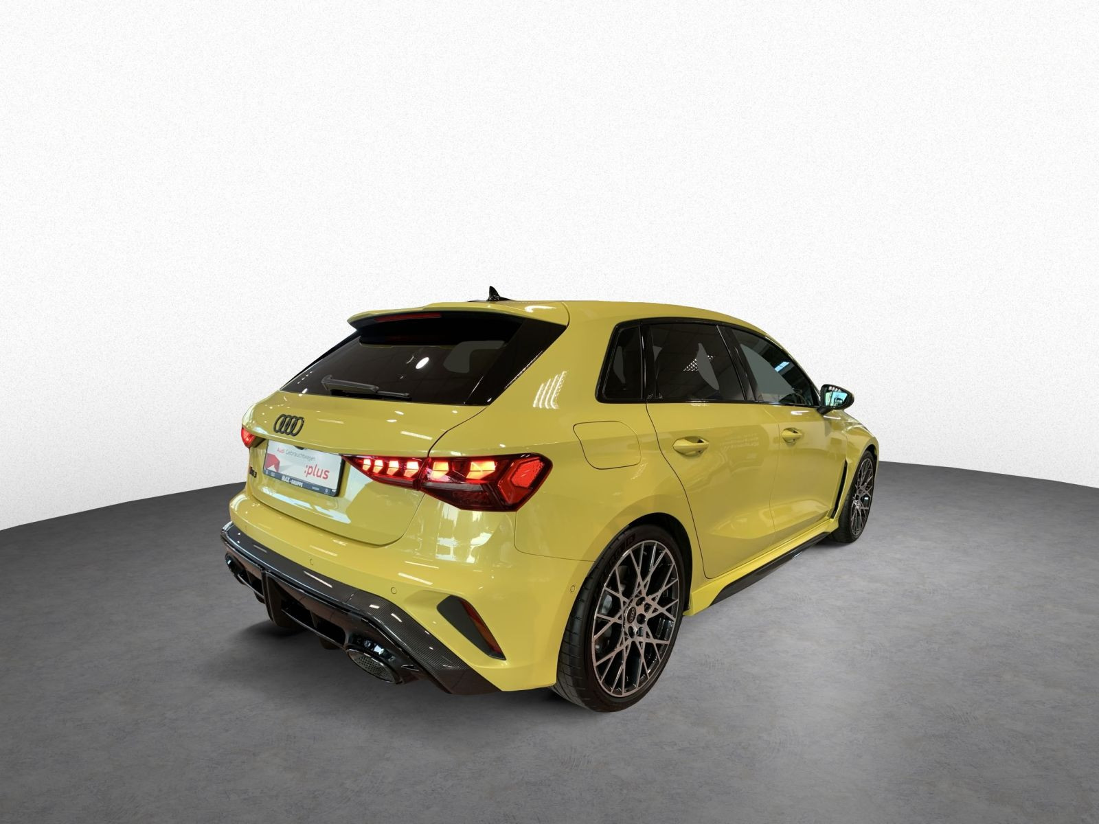 RS3 Sportback SCHALENSITZE 280KM/H +HUD+SONOS+MATRIX+SAGA