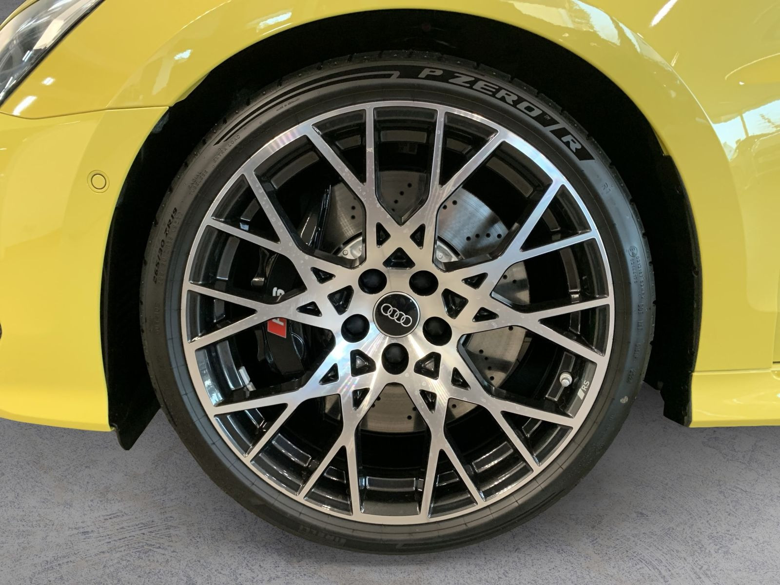 RS3 Sportback SCHALENSITZE 280KM/H +HUD+SONOS+MATRIX+SAGA