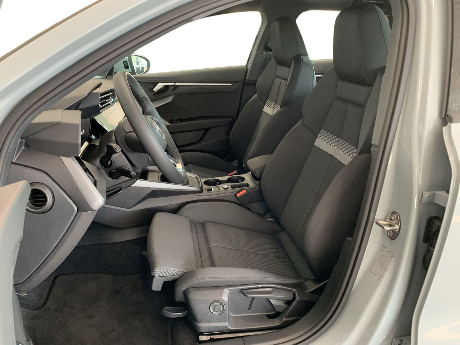 A3 Sportback TDI ADVANCED LED+KAMERA+AHK+VCP