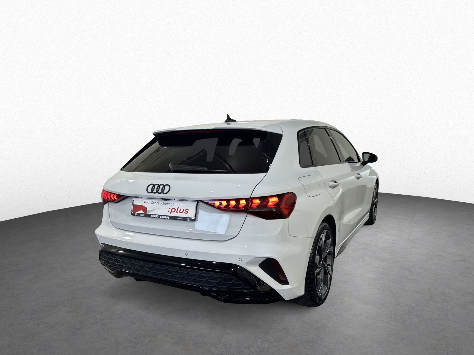 A3 Sportback 2.0 TDI S LINE SONOS+MATRIX+AHK+PANO+HUD