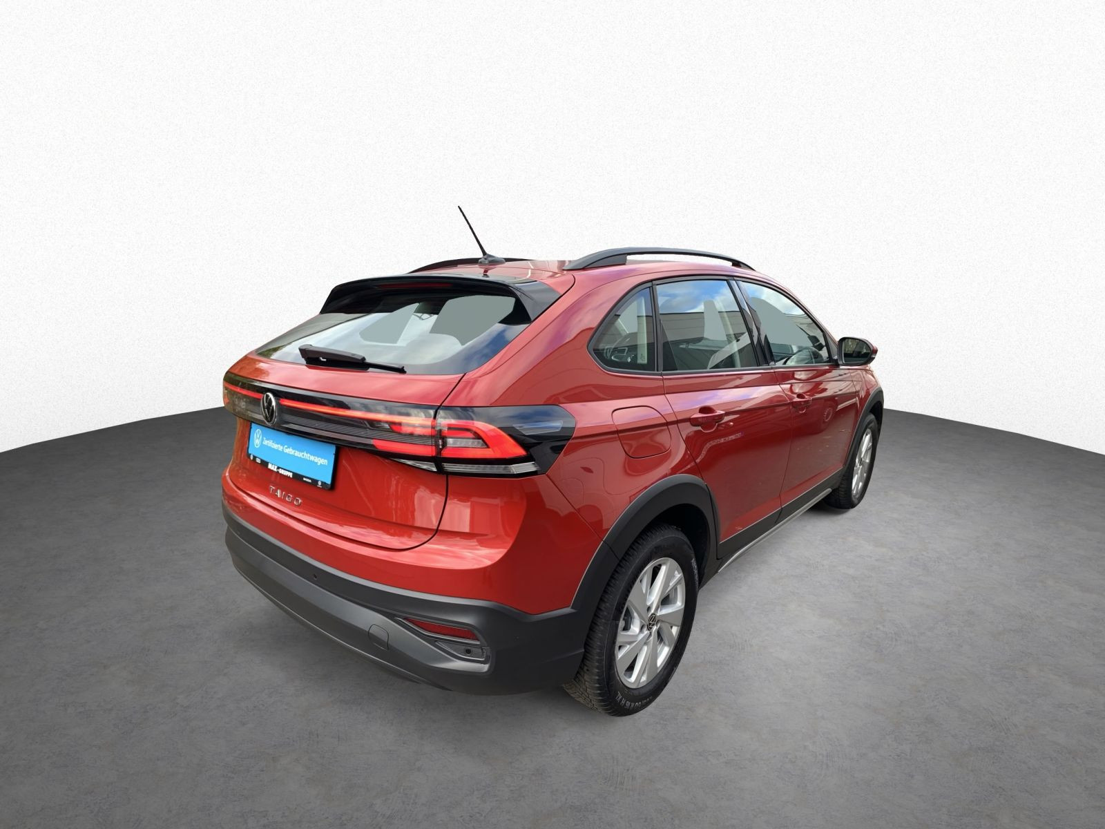 Taigo 1.0 TSI DSG LIFE IQ.LIGHT+NAVI+APP+ACC+DCP