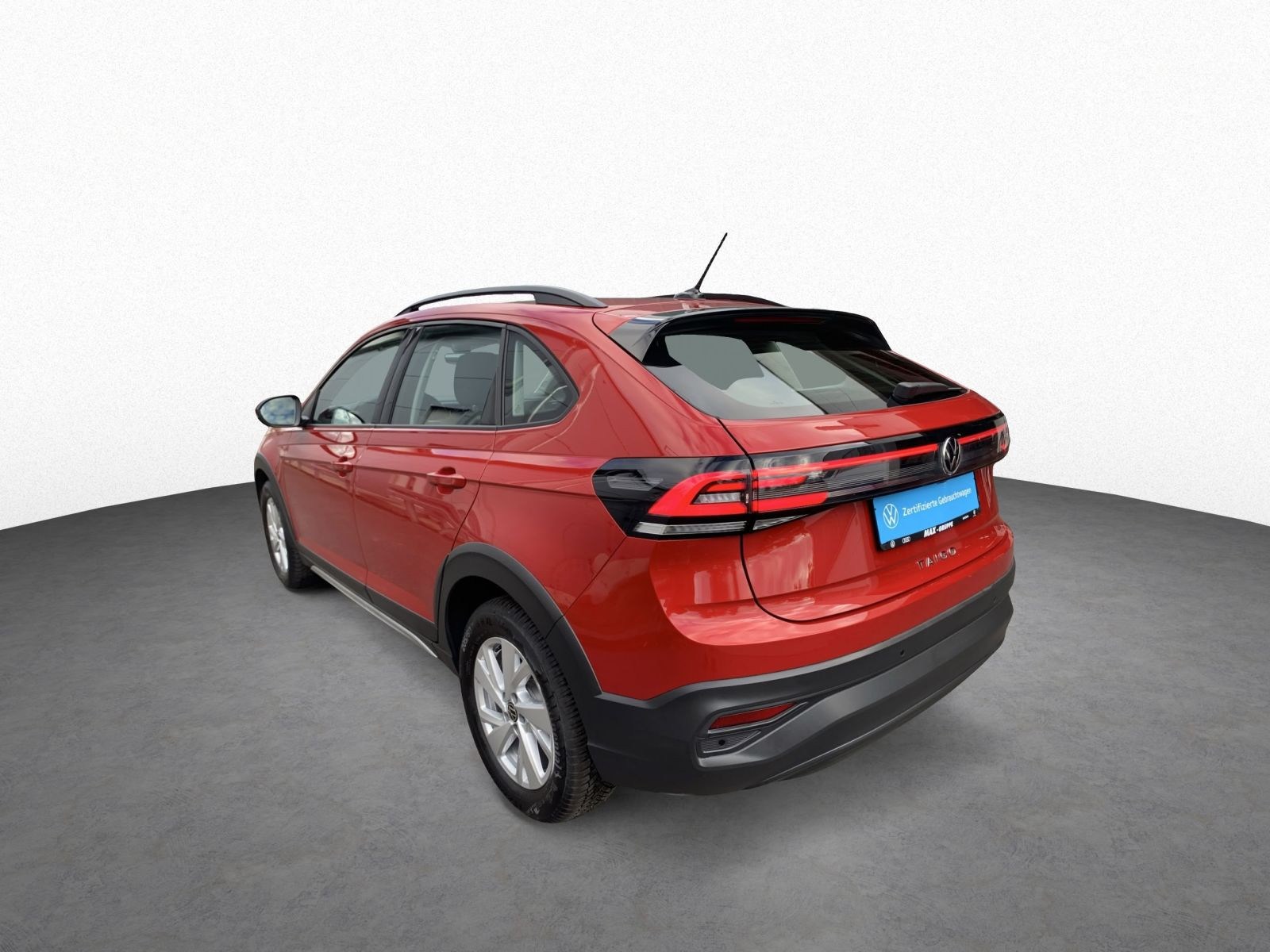 Taigo 1.0 TSI DSG LIFE IQ.LIGHT+NAVI+APP+ACC+DCP